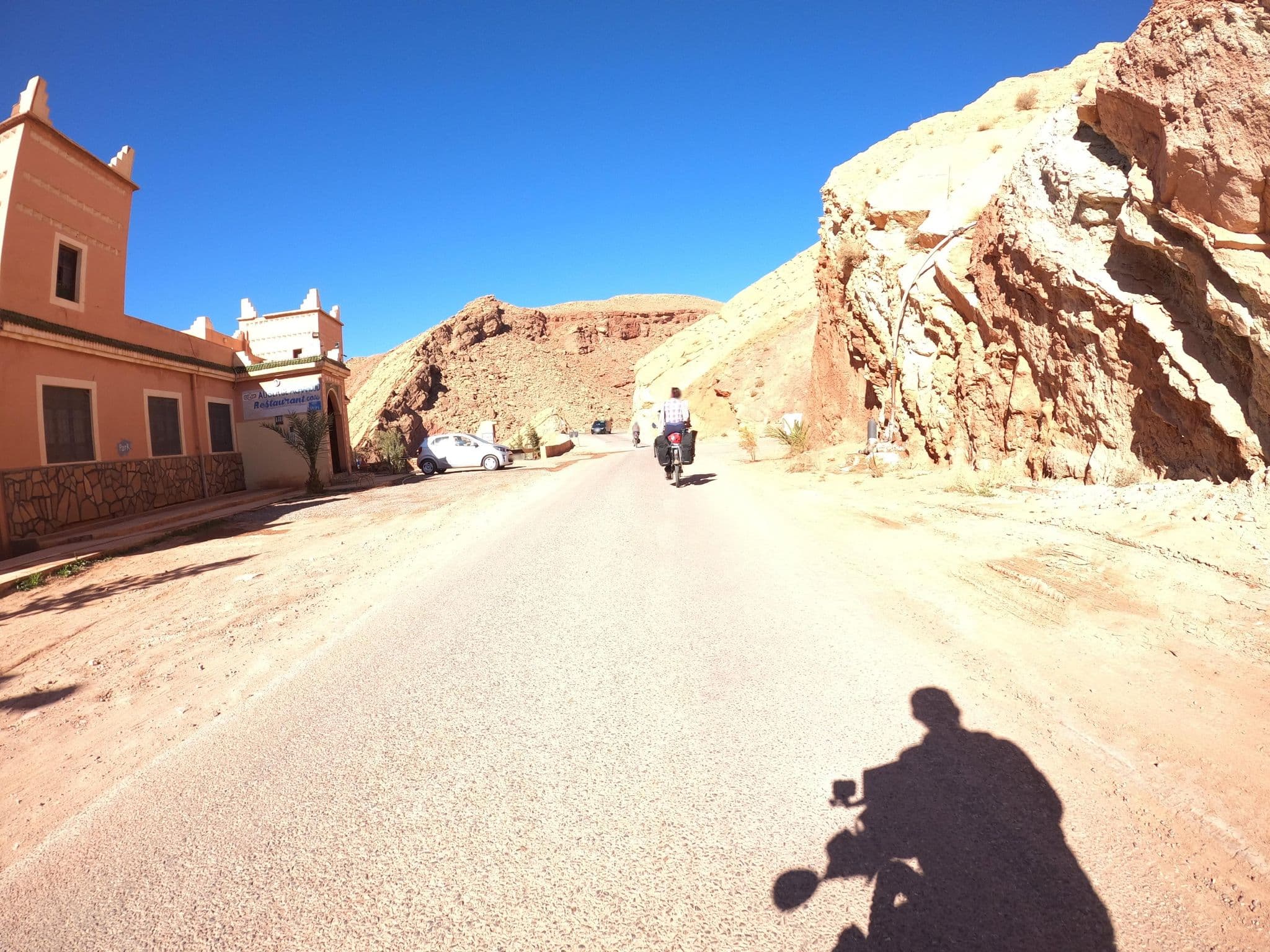 Street view near Auberge Achahoud, Tabount — © masterofnoroad (CC BY-SA · Mapillary)