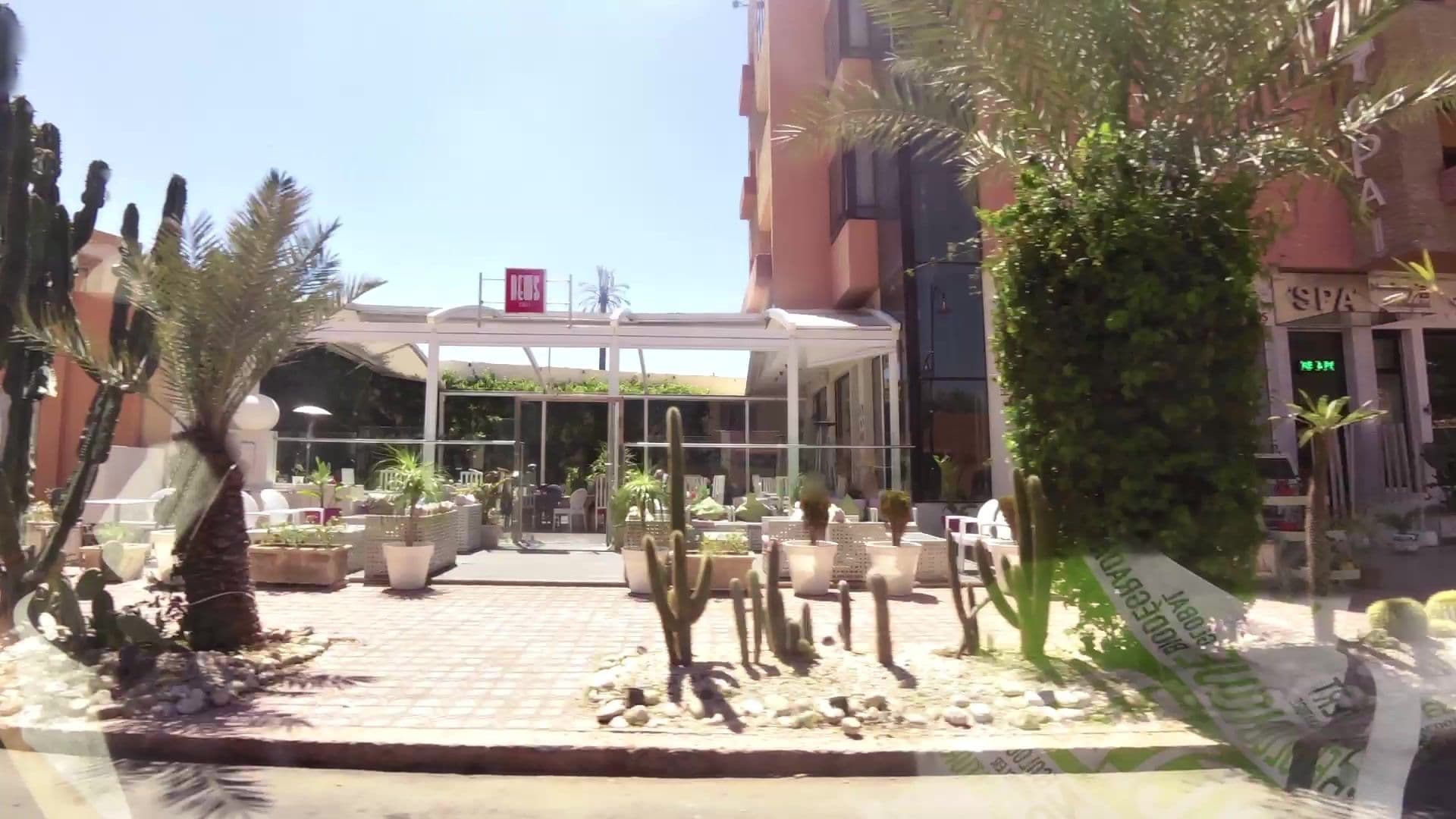 Street view near Lawrence d'Arabie, Marrakesh
