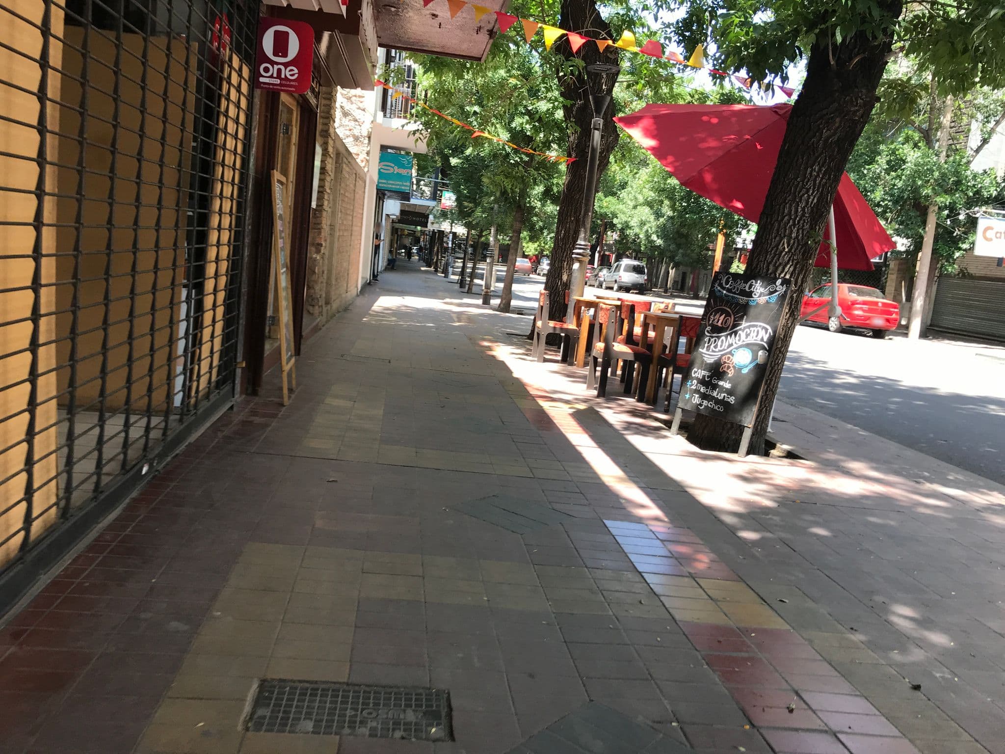Street view near Andino Apart Hotel, Mendoza — © miguel_andrade (CC BY-SA · Mapillary)