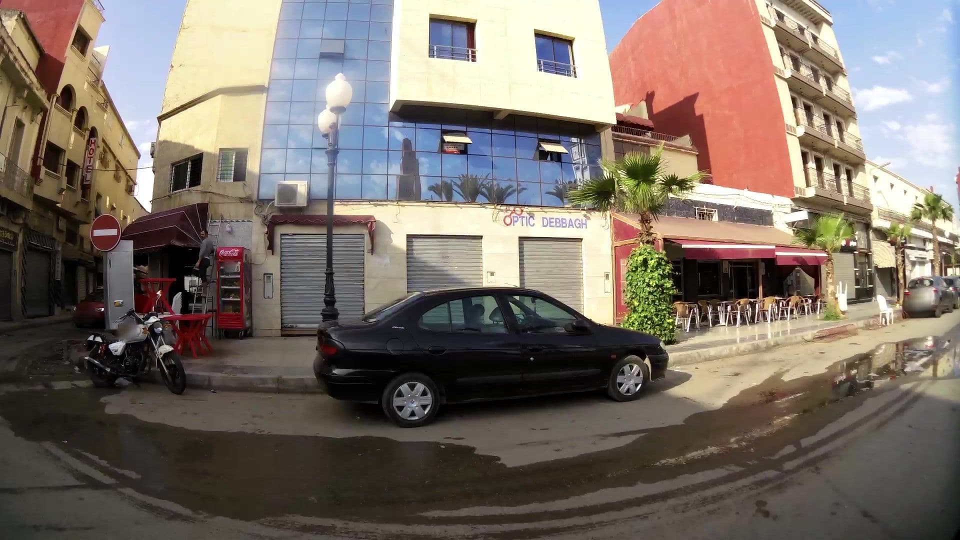 Street view near Hôtel Tlemcen, Oujda — © kaartcam (CC BY-SA · Mapillary)