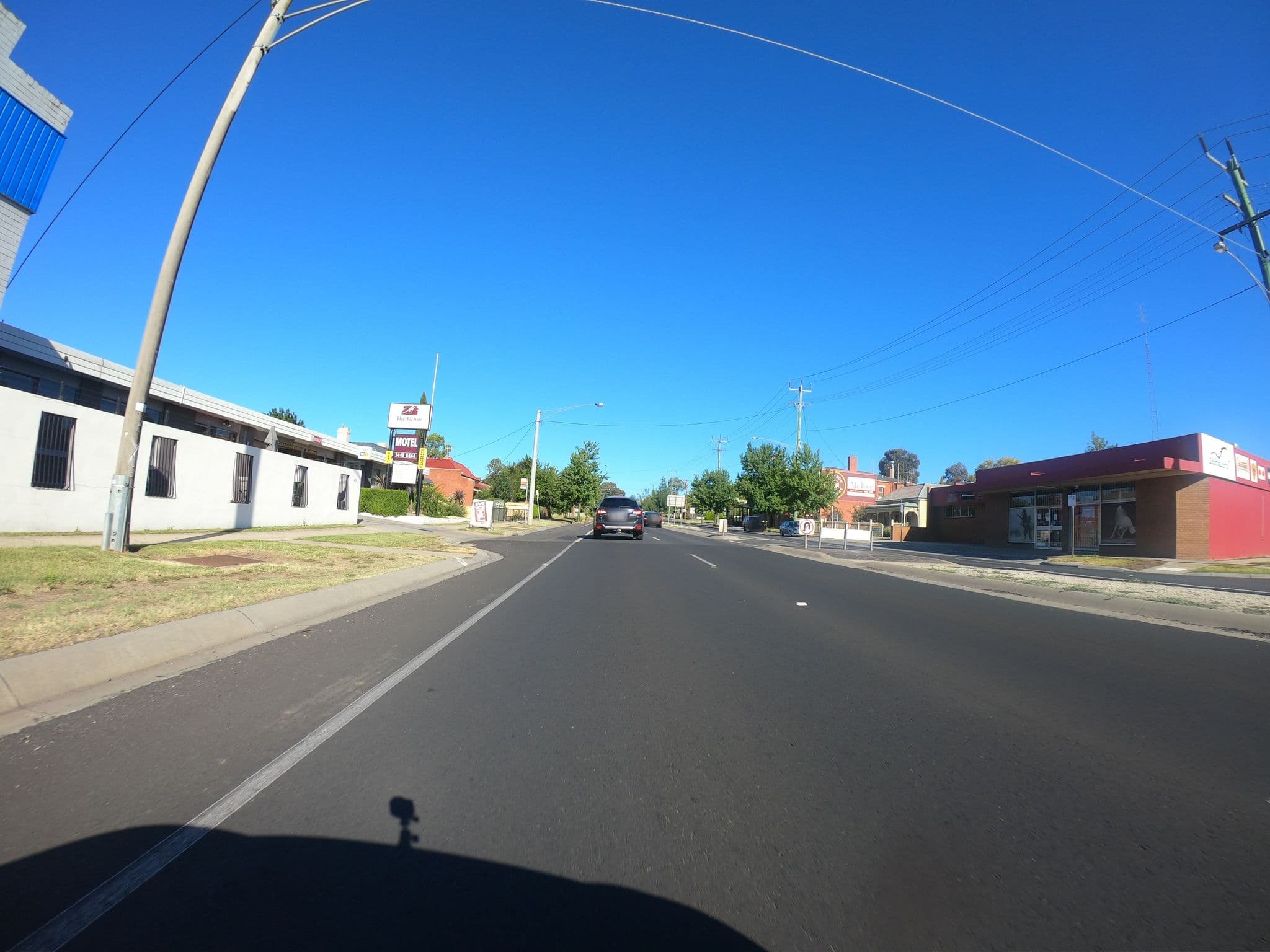 Street view near Bendigo McIvor Motor Inn, Bendigo — © eneerhut (CC BY-SA · Mapillary)