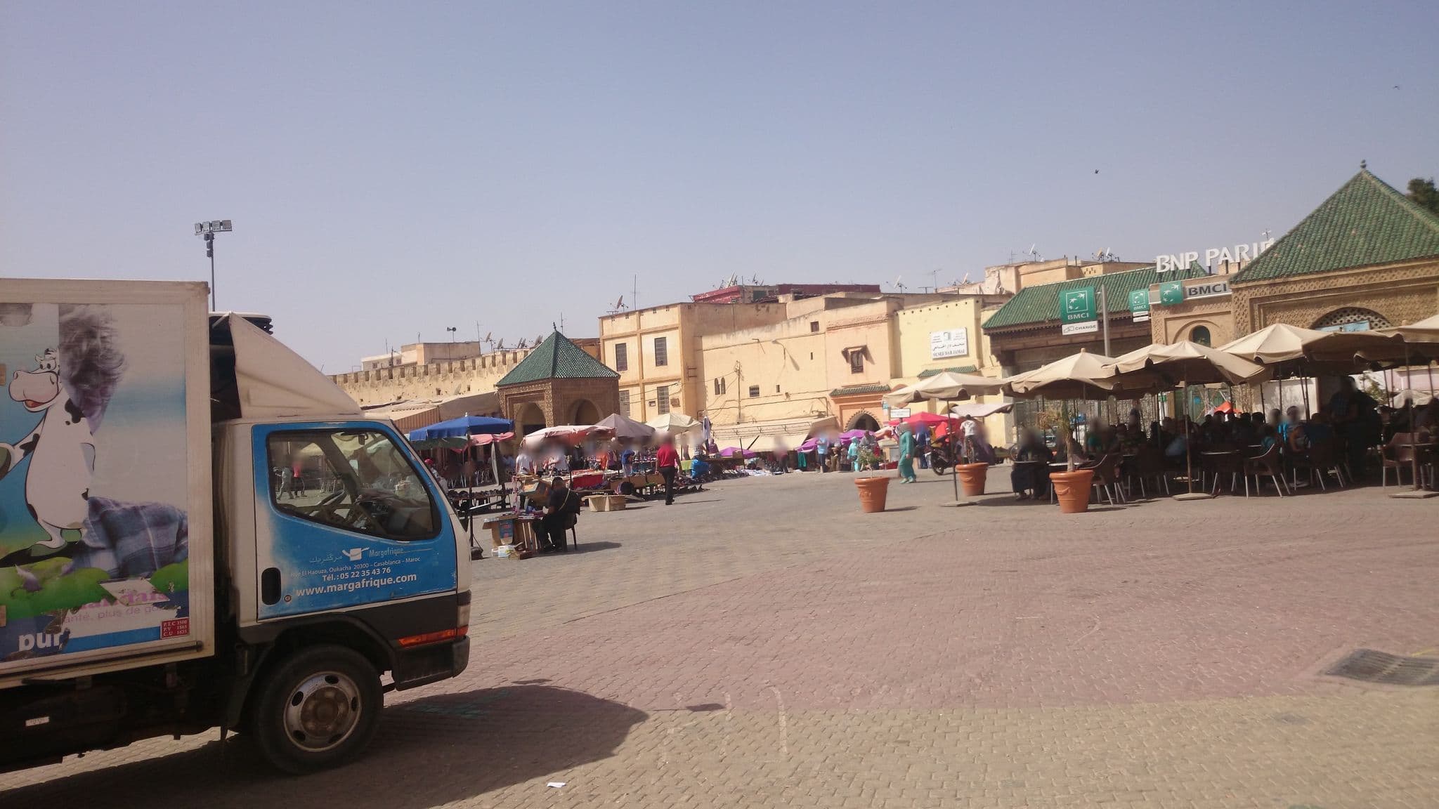Street view near Riad Ritaj, Al Machouar - Stinia — © ebel (CC BY-SA · Mapillary)