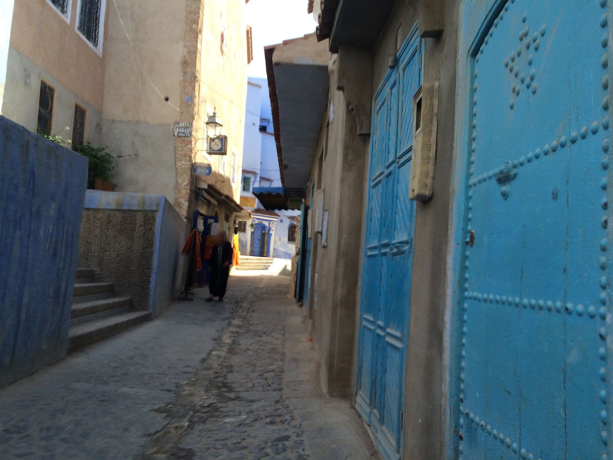 Street view near Riad Gharnata, Chefchaouen — © sige (CC BY-SA · Mapillary)