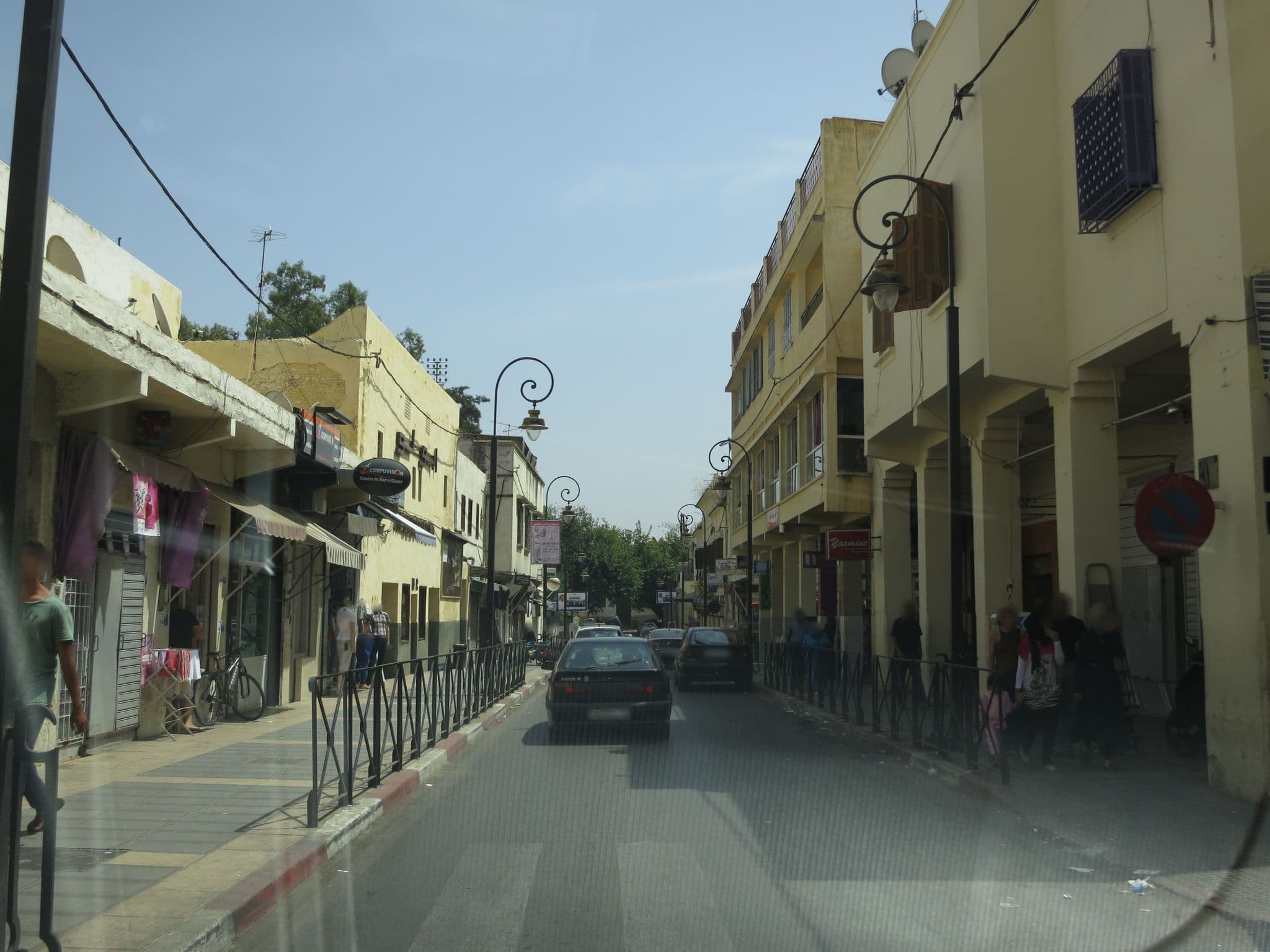 Street view near Hotel Maroc, Al Machouar - Stinia — © lto (CC BY-SA · Mapillary)