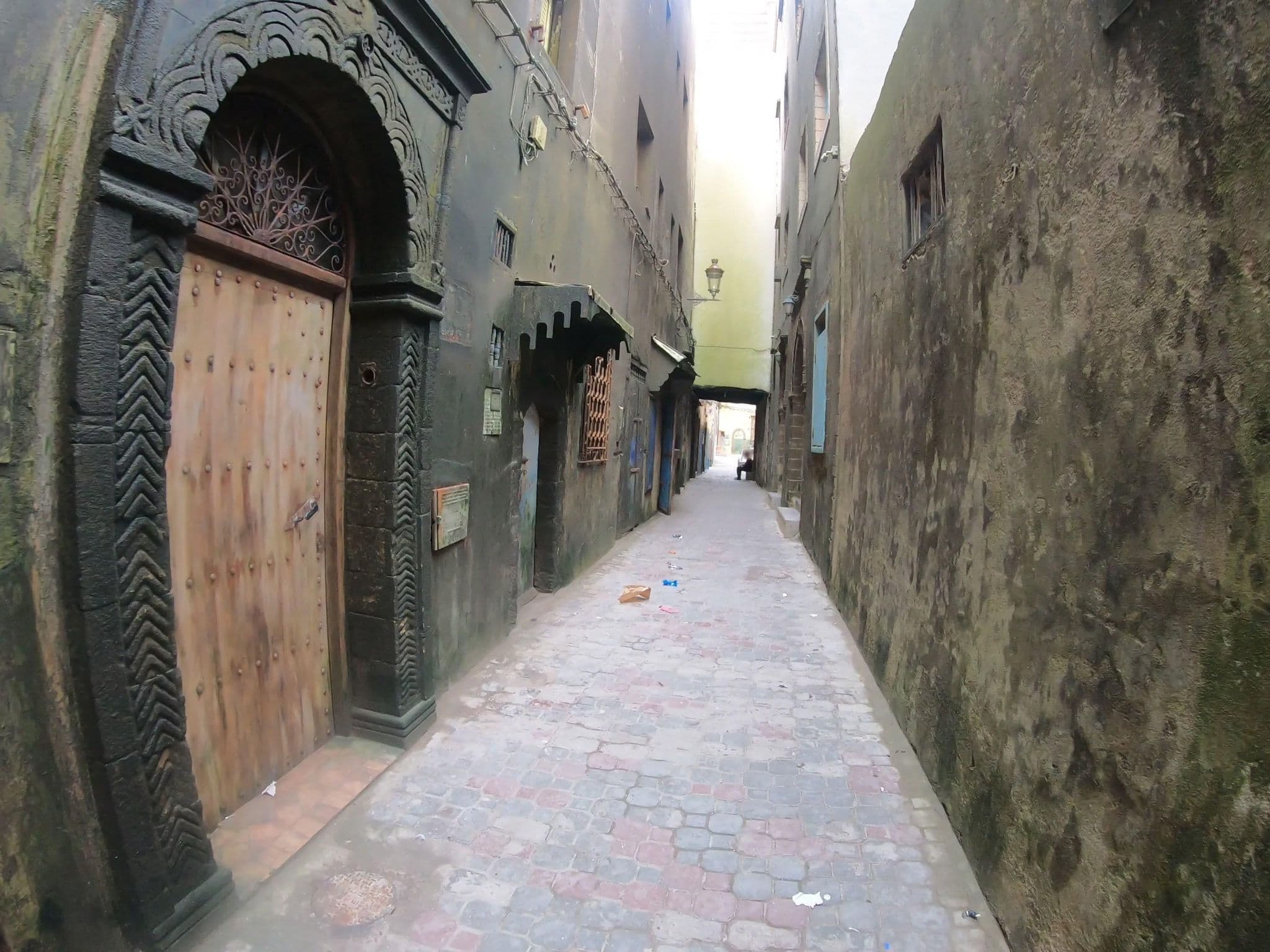 Street view near La Fontaine Bleue, Essaouira — © algirdasc (CC BY-SA · Mapillary)