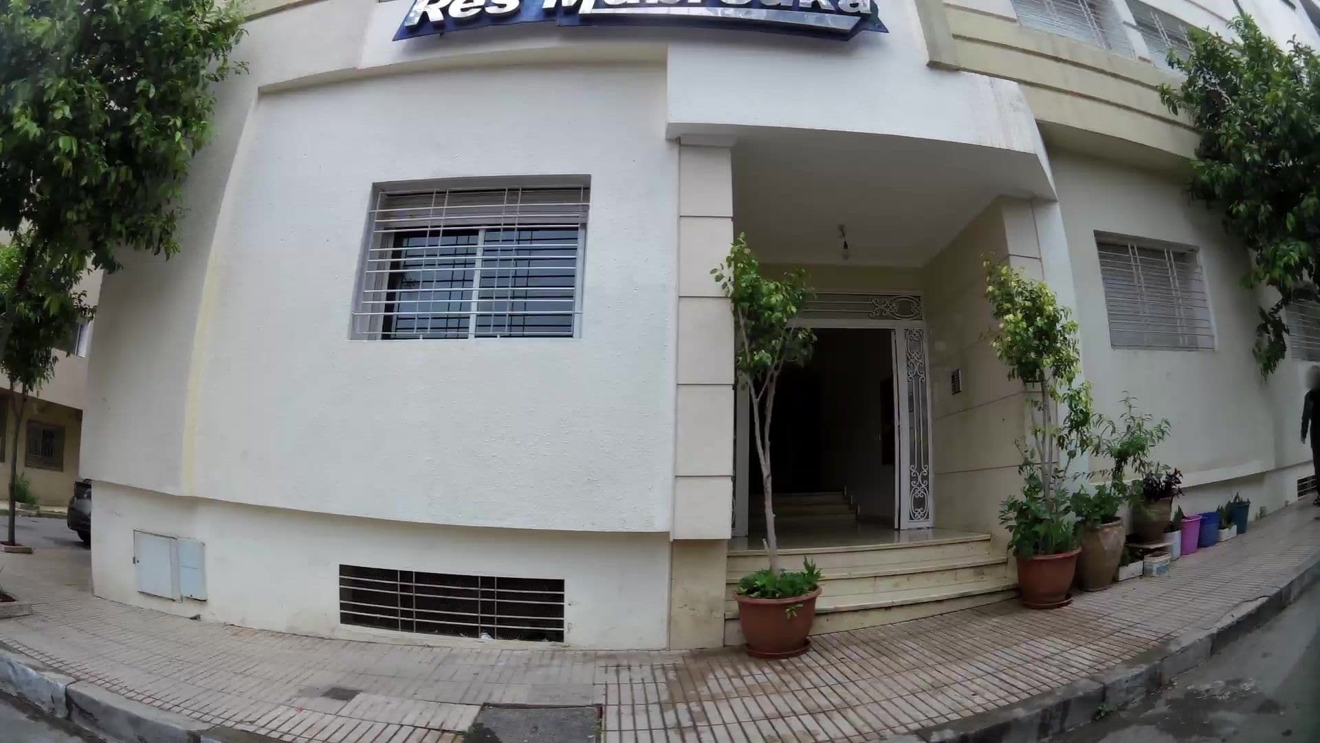 Street view near Fes Bed and Breakfast, Fes — © kaartcam (CC BY-SA · Mapillary)