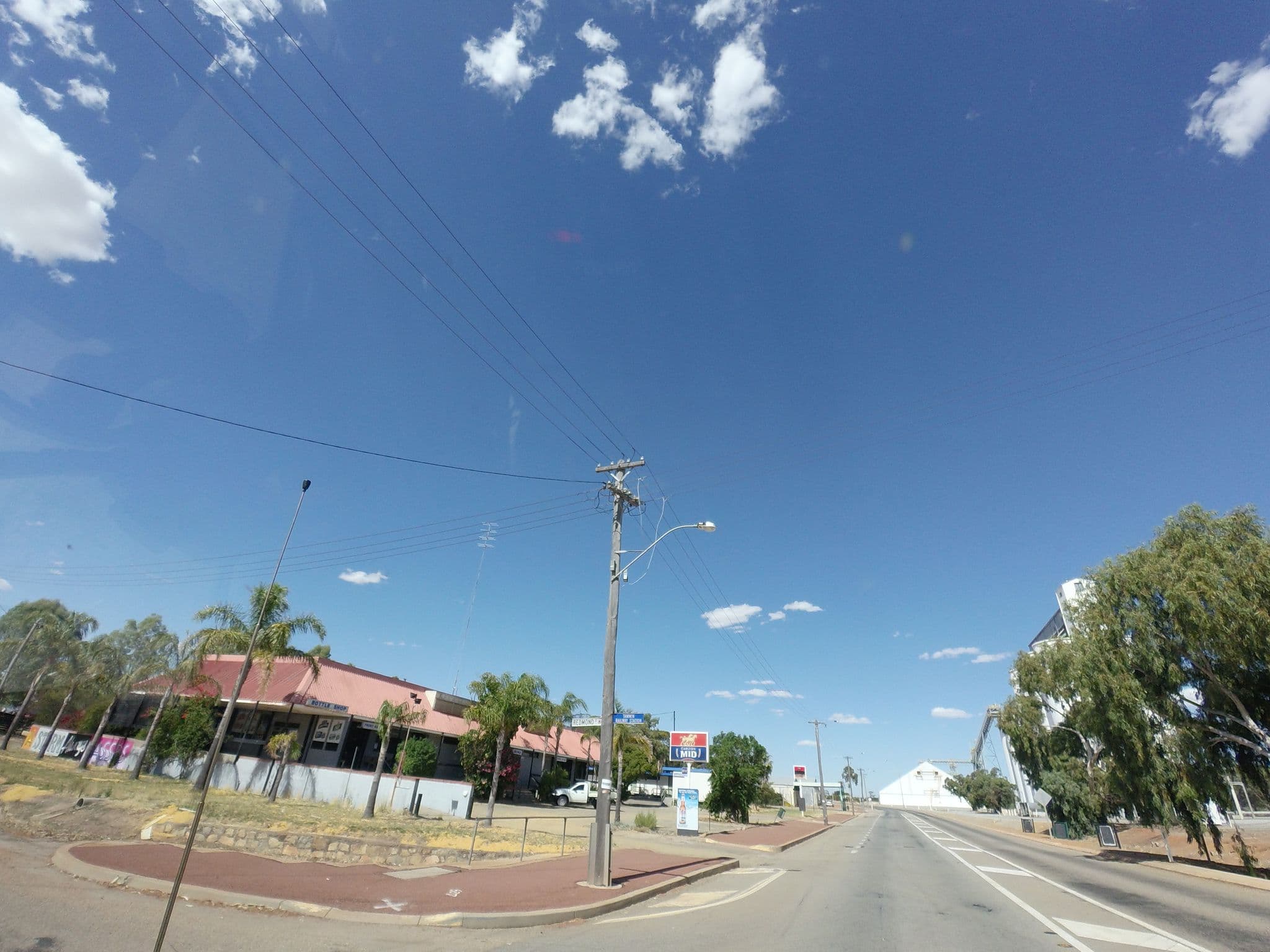 Street view near Tammin Hotel, York — © kimbalc (CC BY-SA · Mapillary)