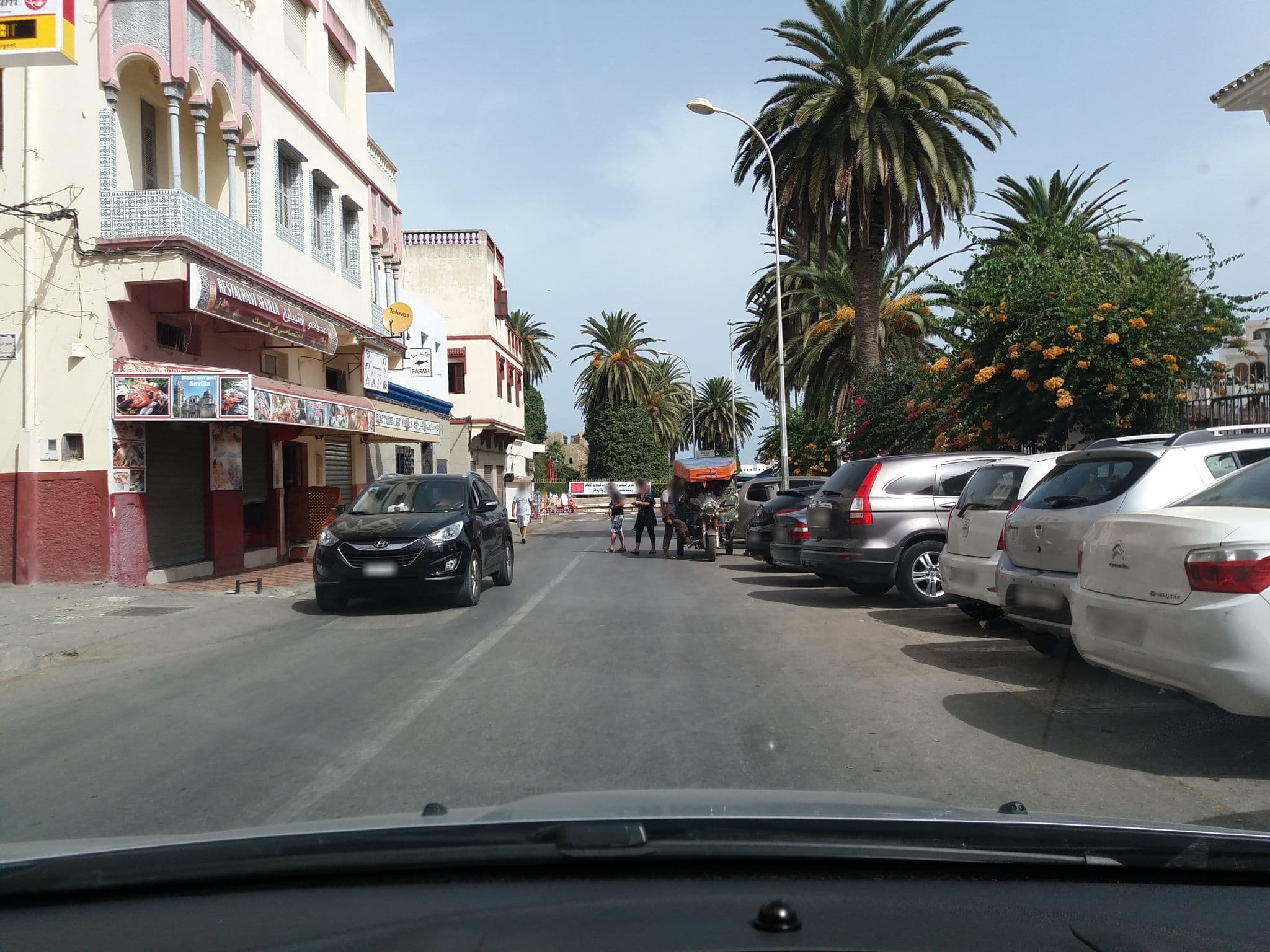 Street view near Dar al Andalous, Asilah — © tangermycity (CC BY-SA · Mapillary)