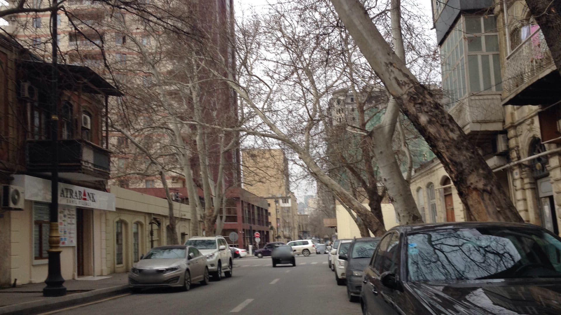 Street view near Sentral Park - Central Park Hotel, Baku — © geomapper69 (CC BY-SA · Mapillary)