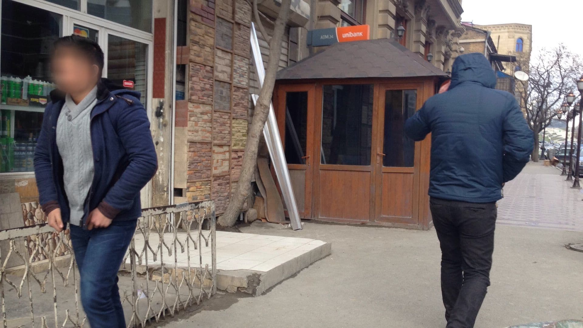 Street view near AYF Palace, Baku — © geomapper69 (CC BY-SA · Mapillary)