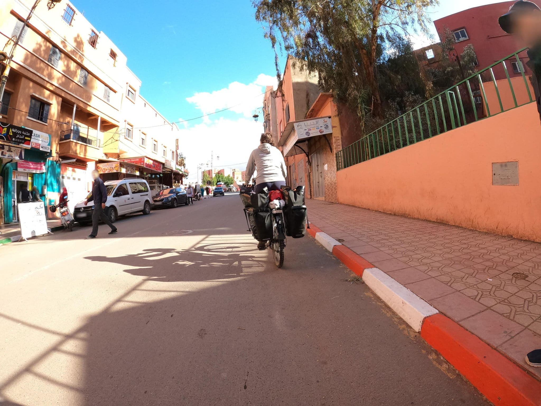Street view near Zaitoun, Demnate — © masterofnoroad (CC BY-SA · Mapillary)