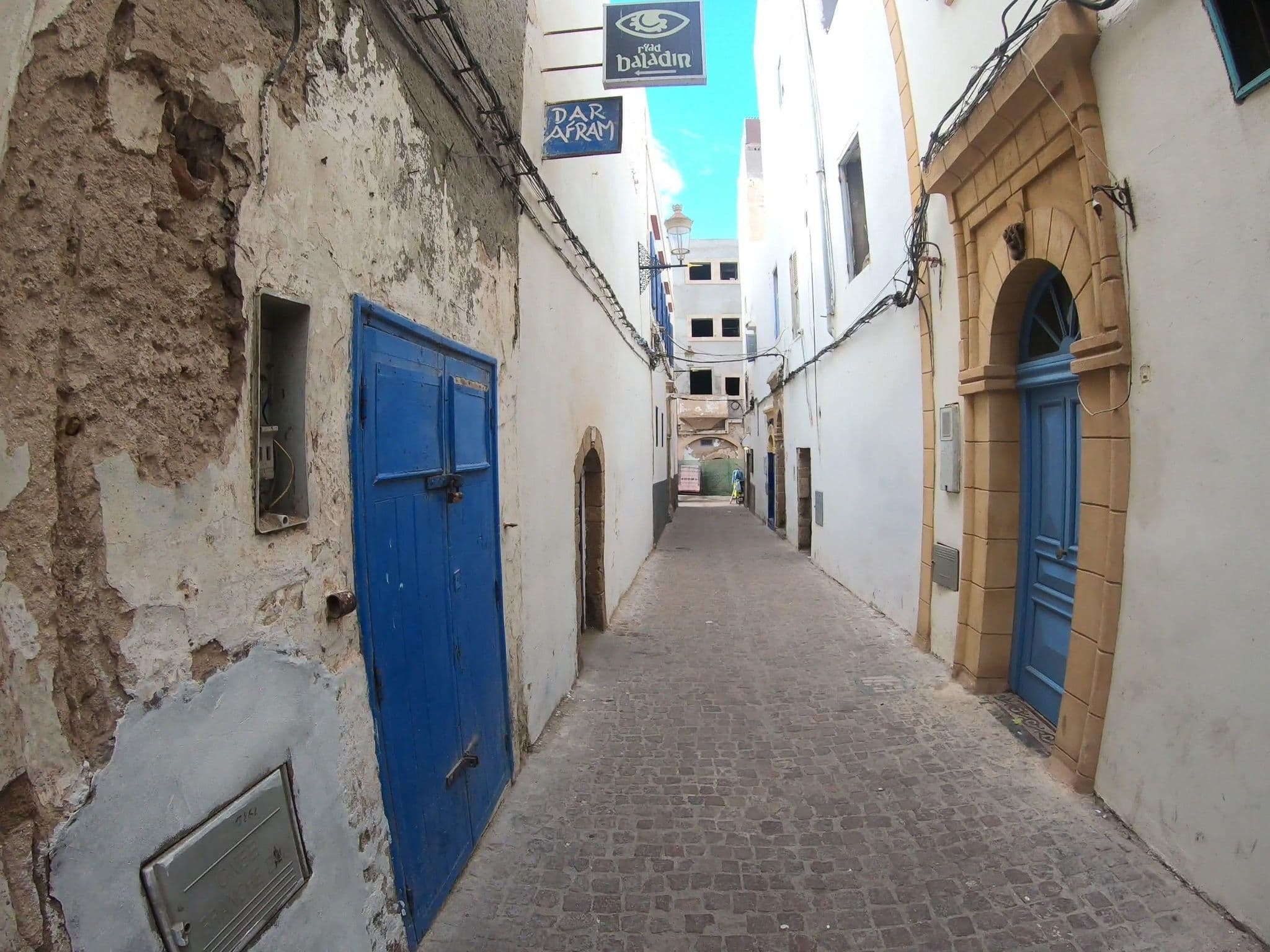 Street view near Salut Maroc, Essaouira