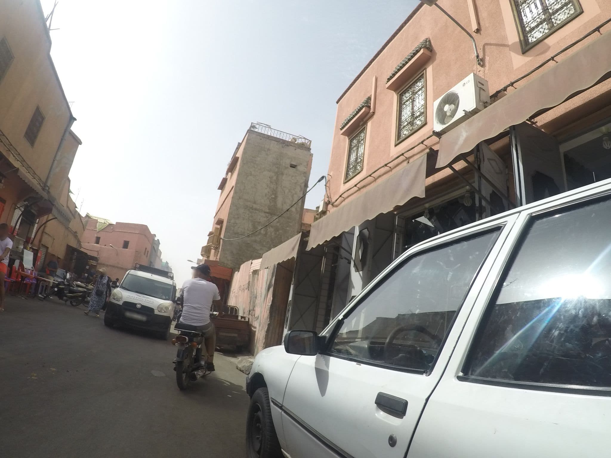 Street view near Riad Hostel Jad Ziad, Marrakesh — © chrisbeddow (CC BY-SA · Mapillary)