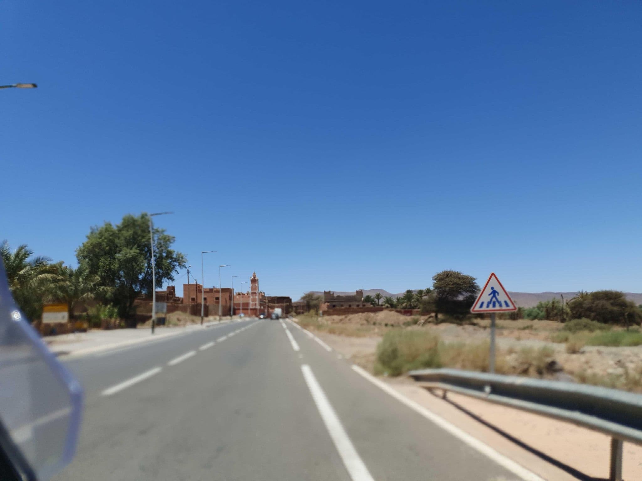Street view near Auberge Kasbah Berbère Ouriz, Agdz — © russmcd (CC BY-SA · Mapillary)