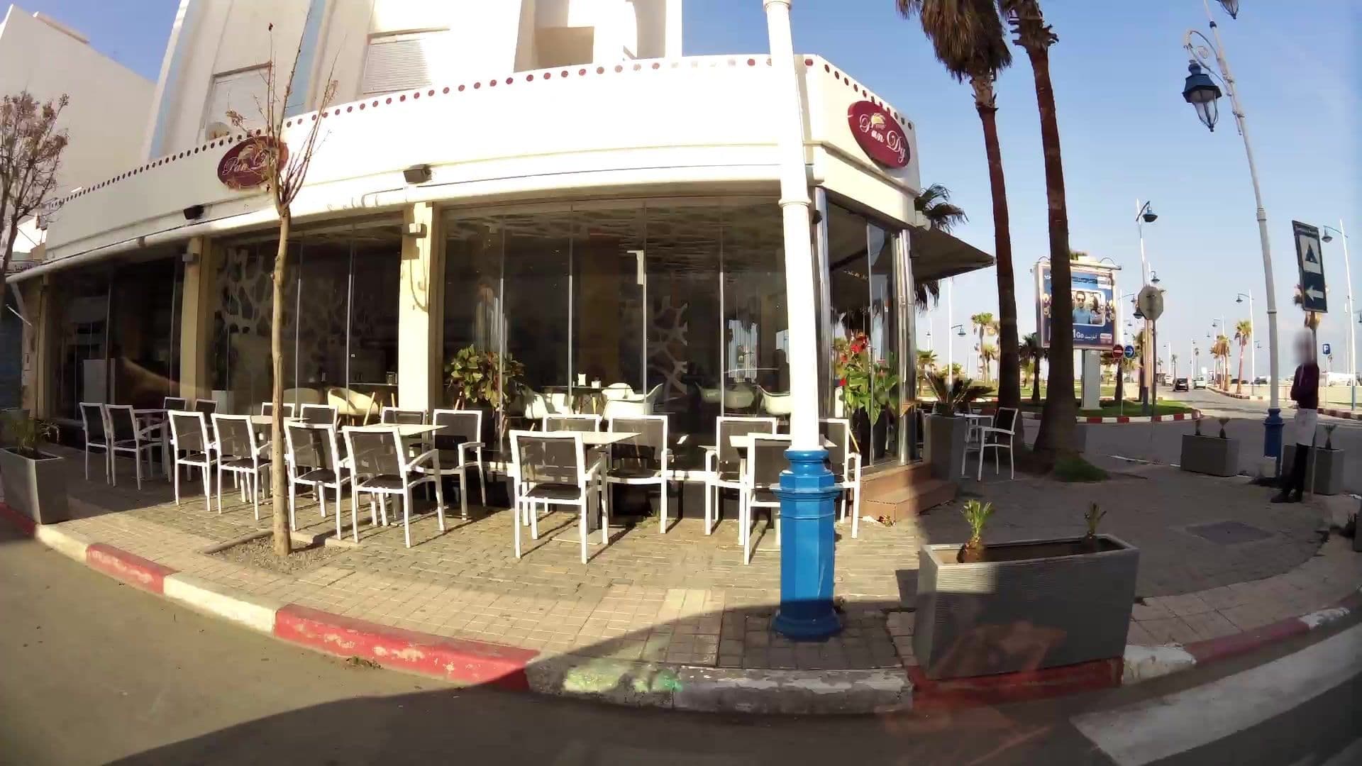 Street view near hostal nuzha, Martil — © kaartcam (CC BY-SA · Mapillary)