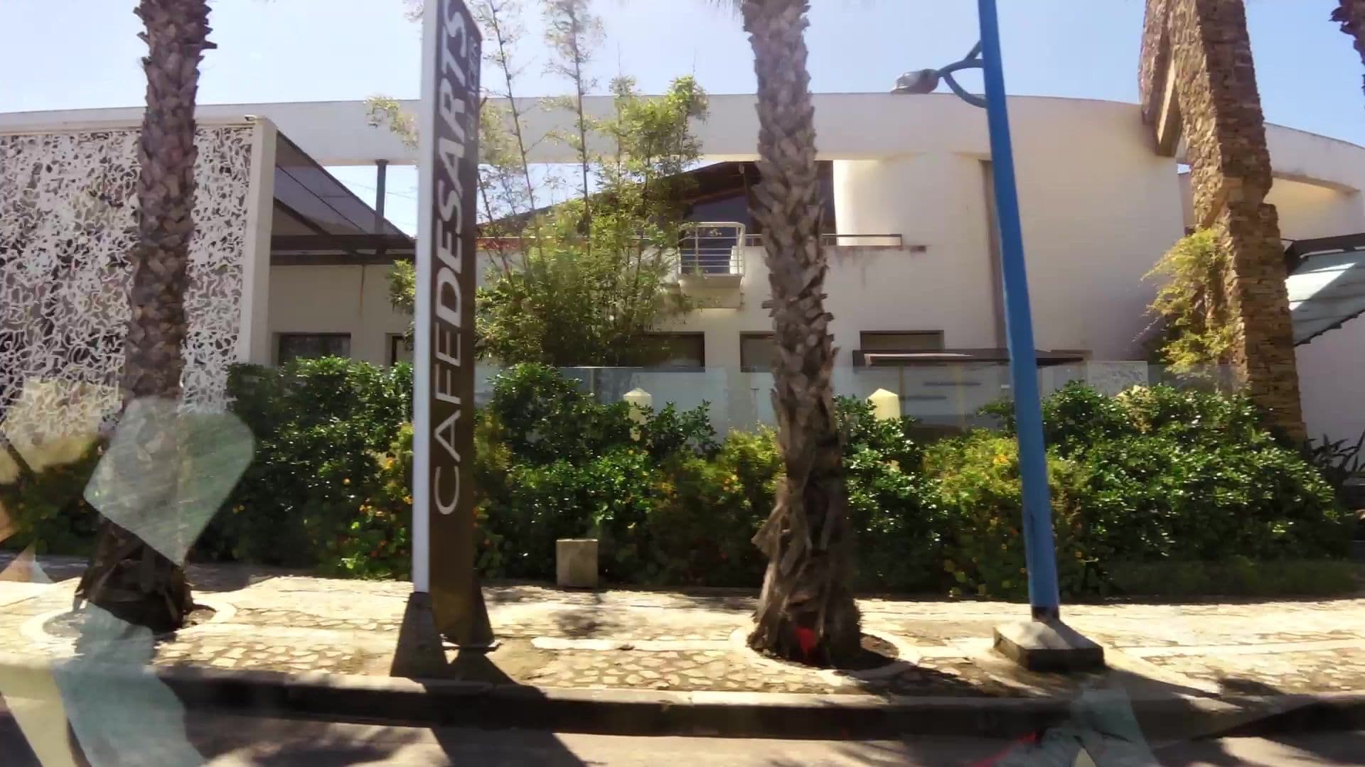 Street view near Hotel des Arts, Dar Bouazza — © kaartcam (CC BY-SA · Mapillary)