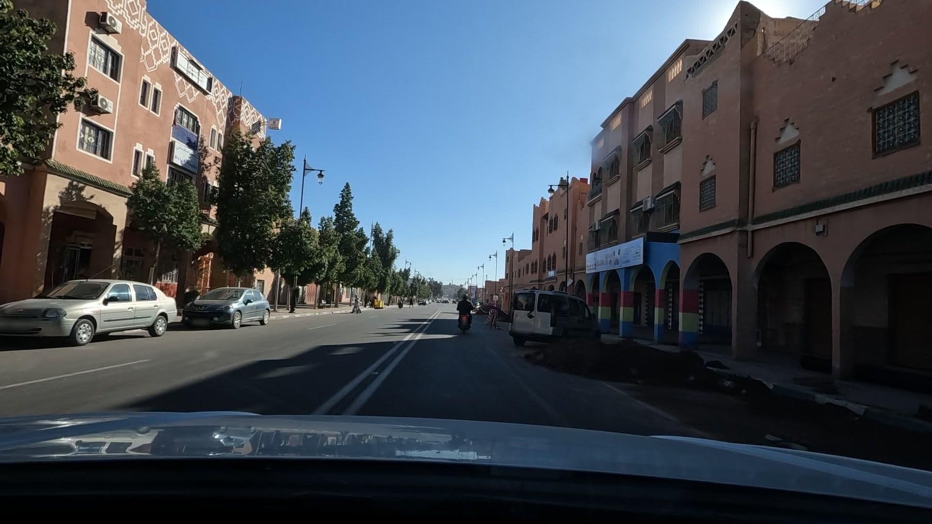 Street view near Hotel Maghni, Tabount — © lucomsky (CC BY-SA · Mapillary)