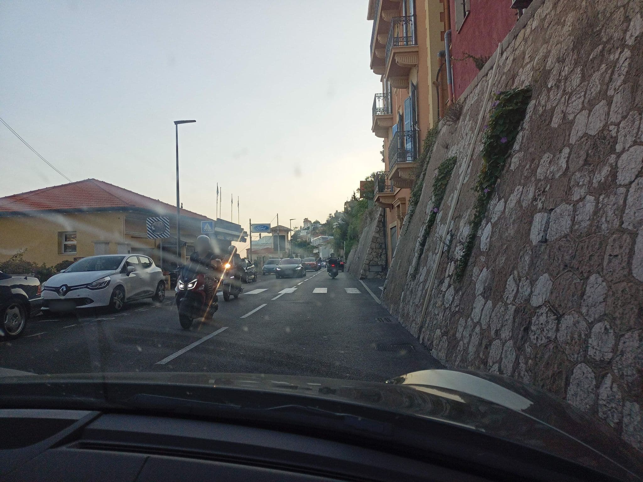 Street view near Charme Regency, Saint-Roman — © xdTAGCLAN (CC BY-SA · Mapillary)