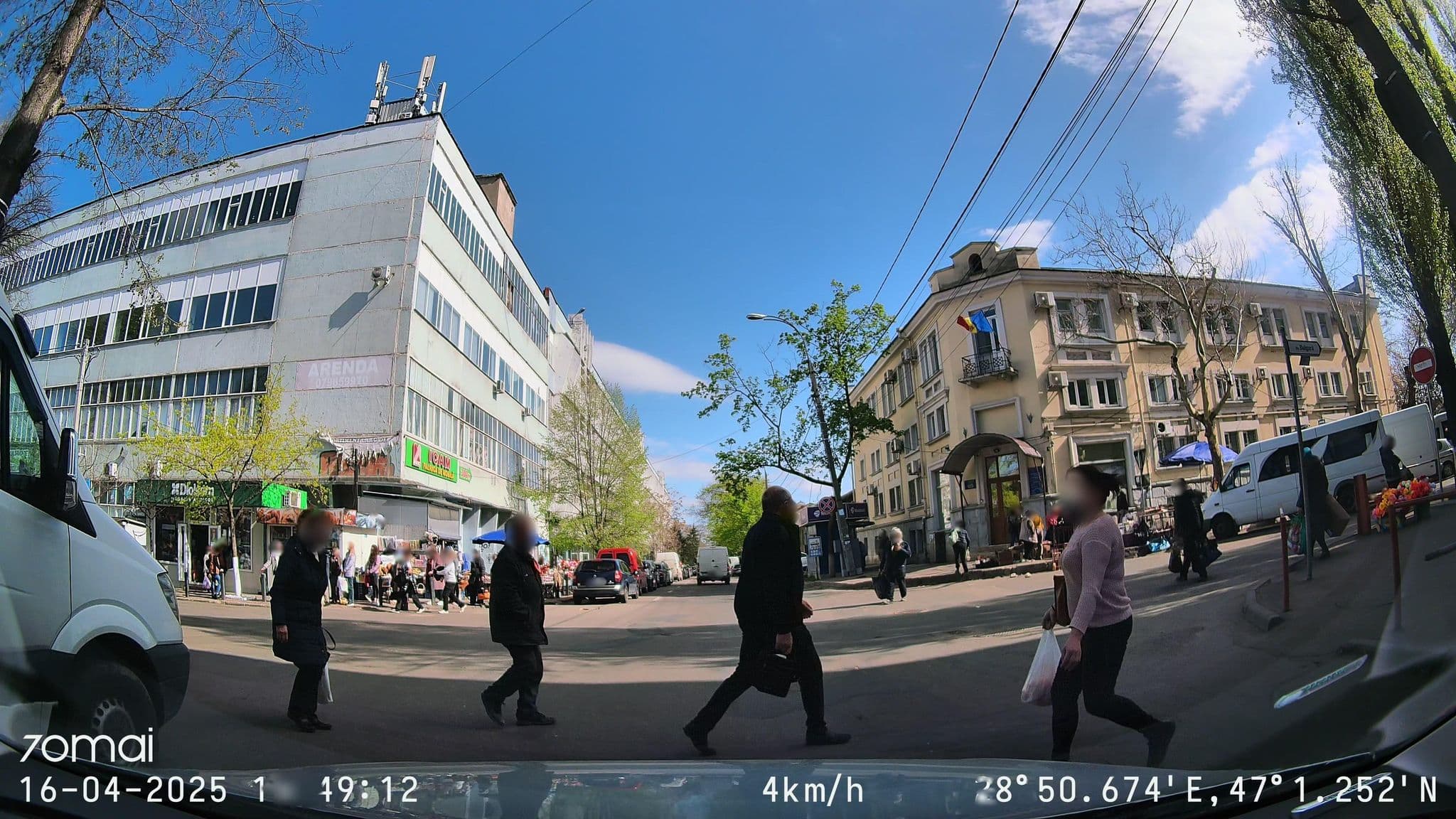 Street view near Bazar Motel, Chisinau — © doriel (CC BY-SA · Mapillary)