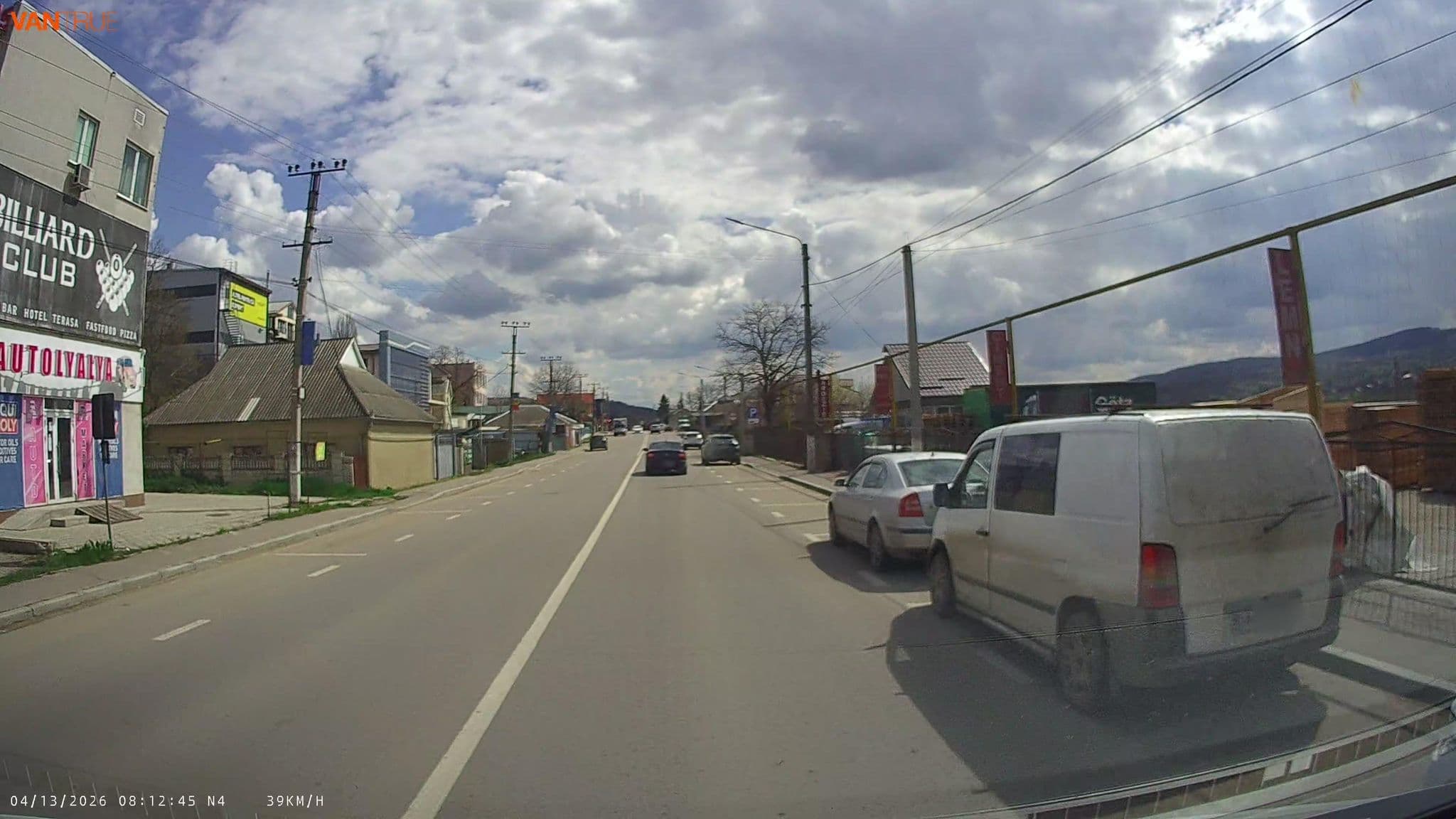 Street view near Hotel-Diana"s, Călăraşi — © lucia_ (CC BY-SA · Mapillary)