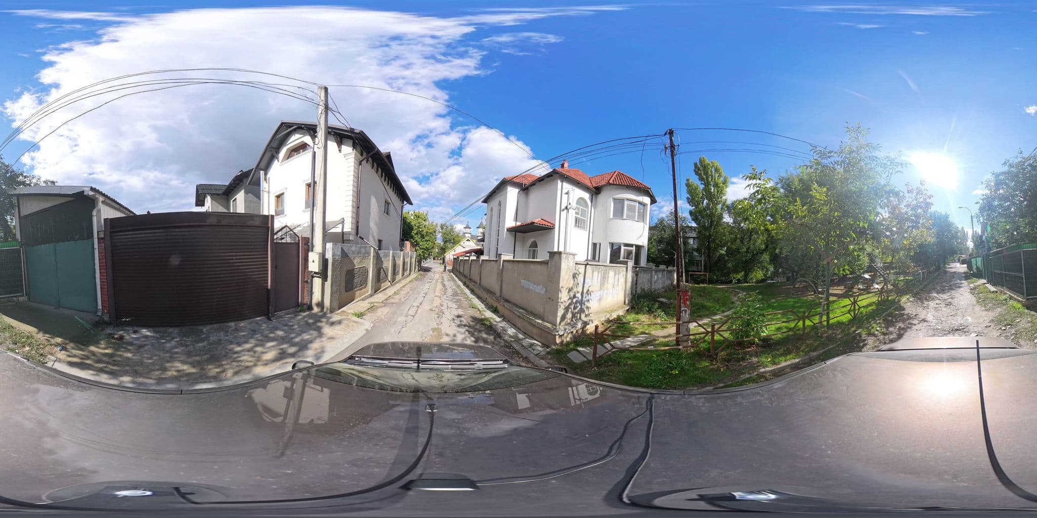 Street view near Magnificent Villa, Durleşti — © Sku1255 (CC BY-SA · Mapillary)