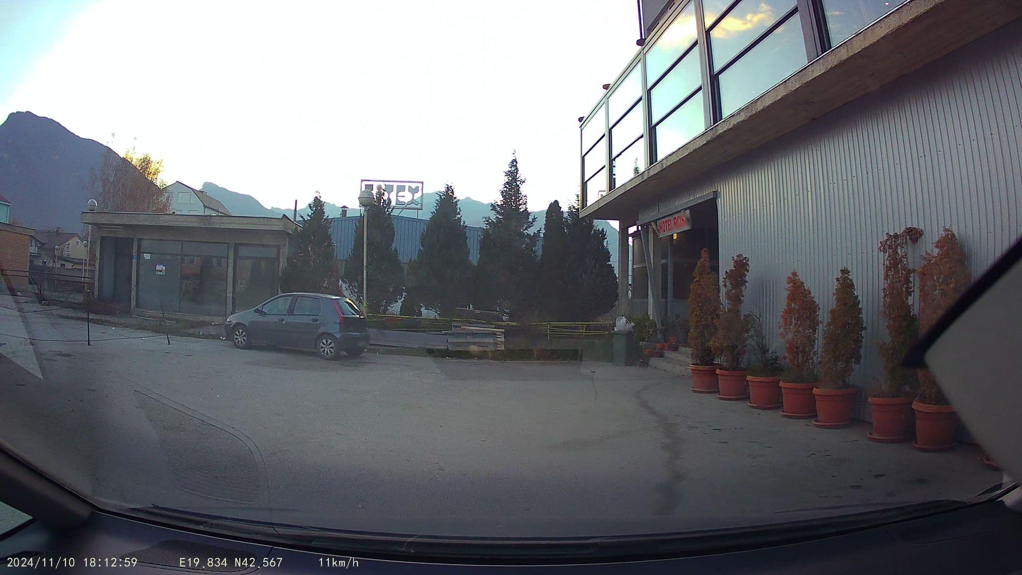 Street view near Rosi, Gusinje — © pmilanovic (CC BY-SA · Mapillary)