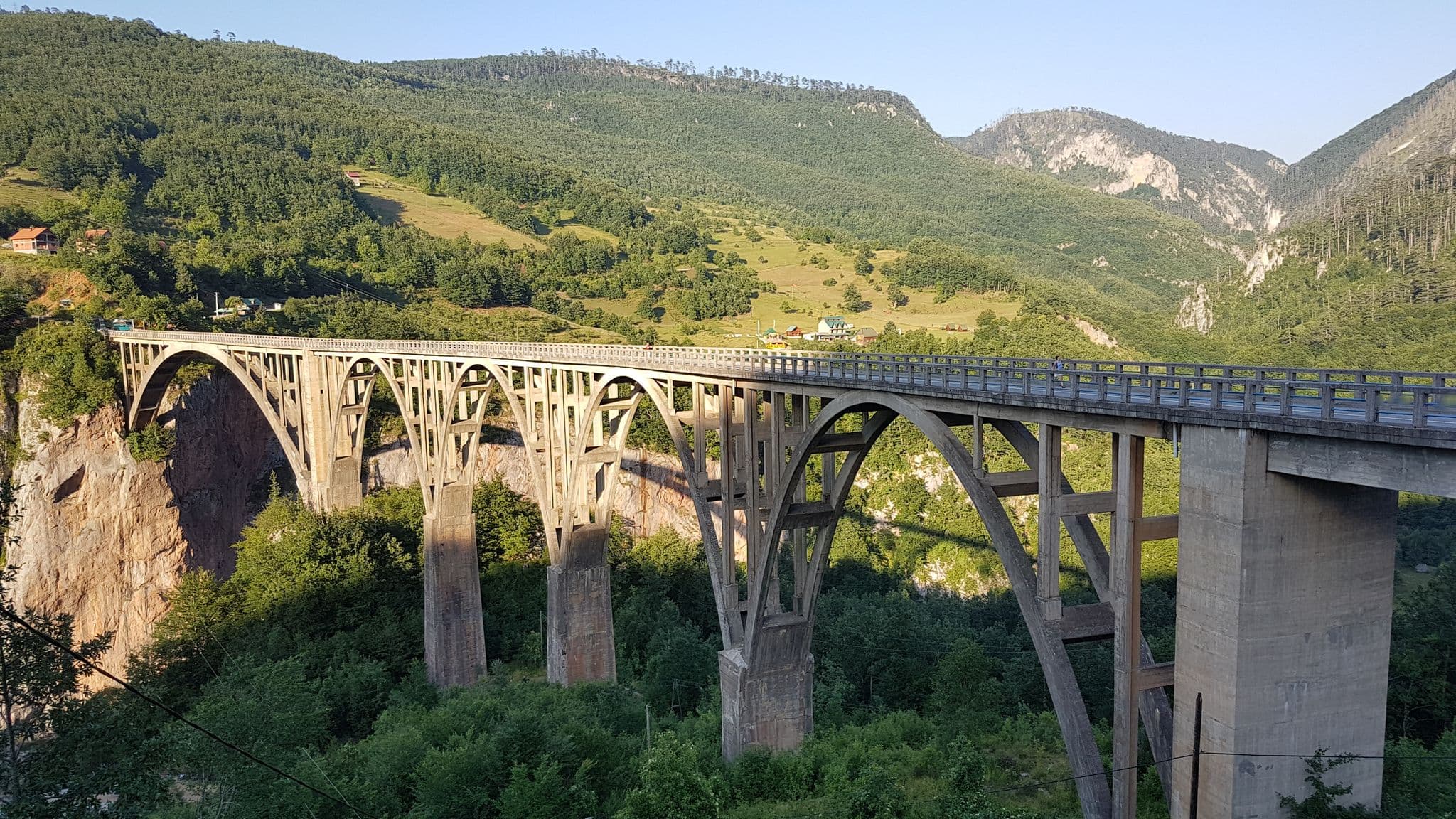 Street view near Tara MB, Žabljak — © km2bp (CC BY-SA · Mapillary)