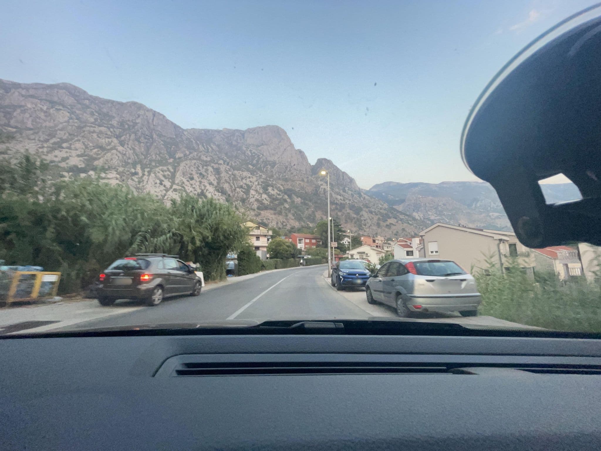Street view near Apartmani Kovačević, Dobrota — © alexletov (CC BY-SA · Mapillary)