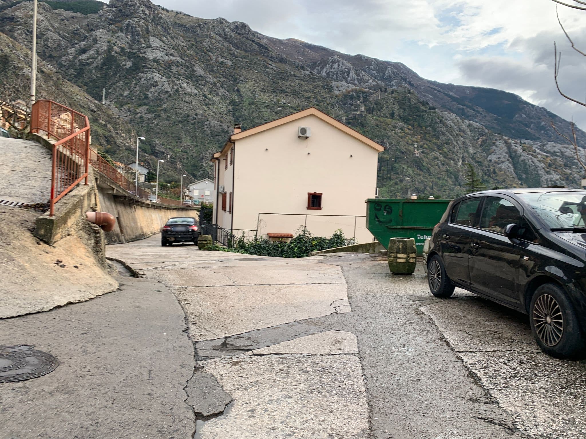 Street view near Kotor Kelly Apartment, Kotor — © egorka (CC BY-SA · Mapillary)