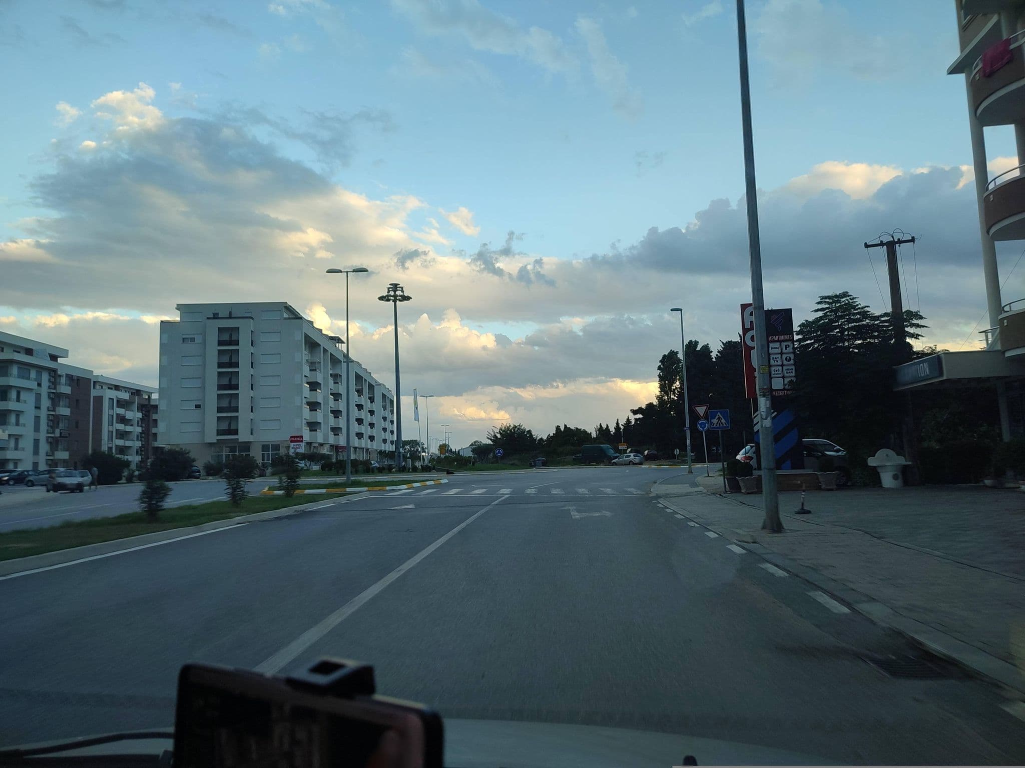 Street view near Fati Apartments, Ulcinj