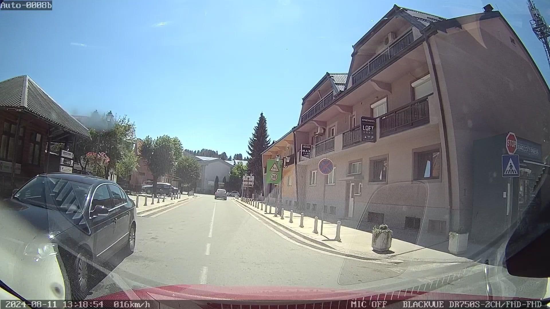 Street view near Apartment Vlahović, Kolašin — © rdnnk (CC BY-SA · Mapillary)