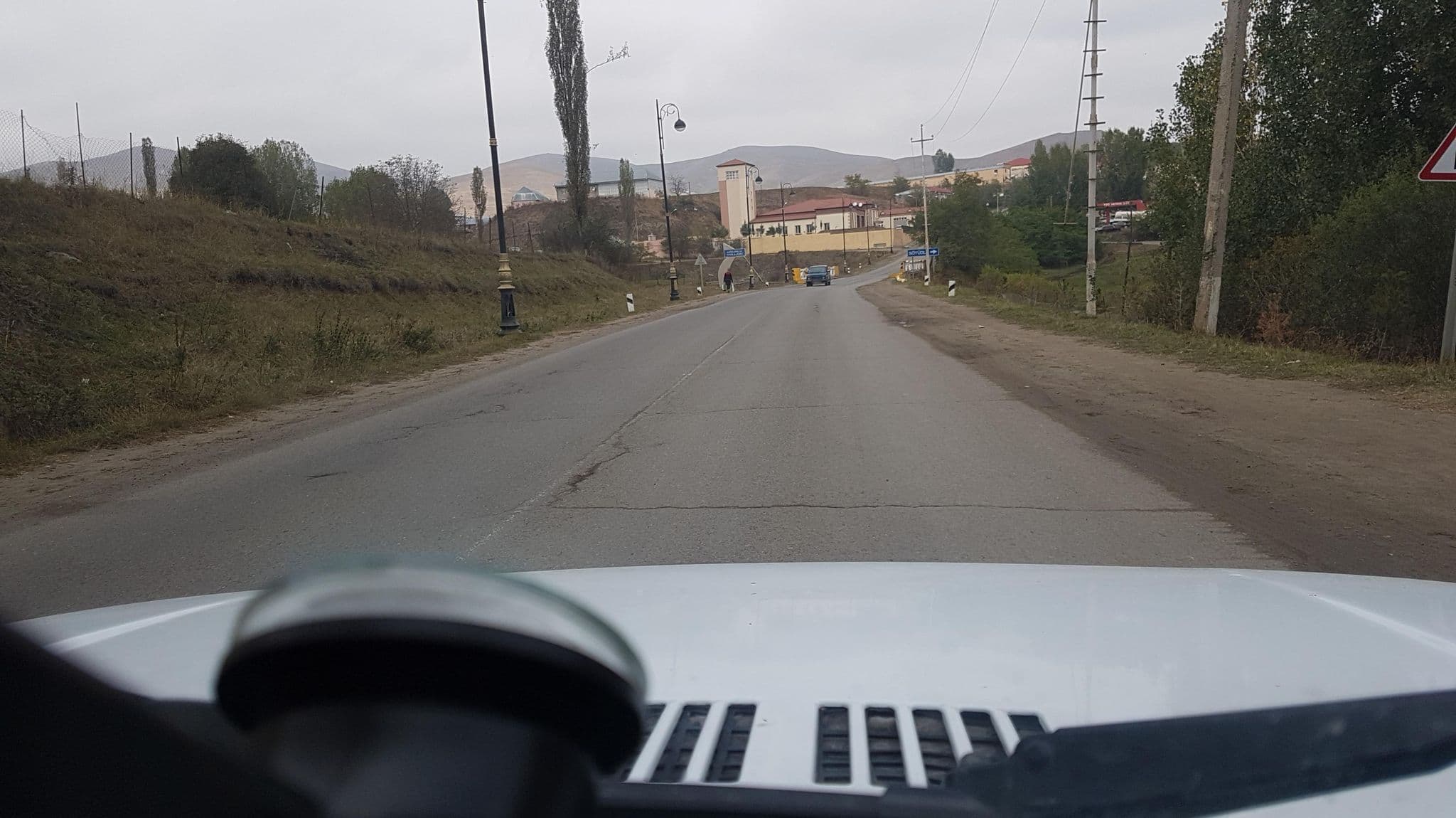 Street view near Ləzzət, Arıqdam — © Adekvatnik (CC BY-SA · Mapillary)