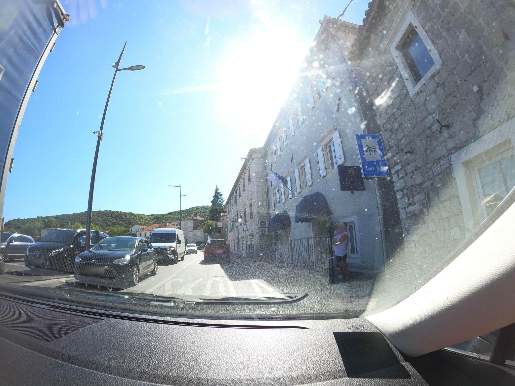 Street view near Casa del Mare Capitano, Bijela — © borovac (CC BY-SA · Mapillary)