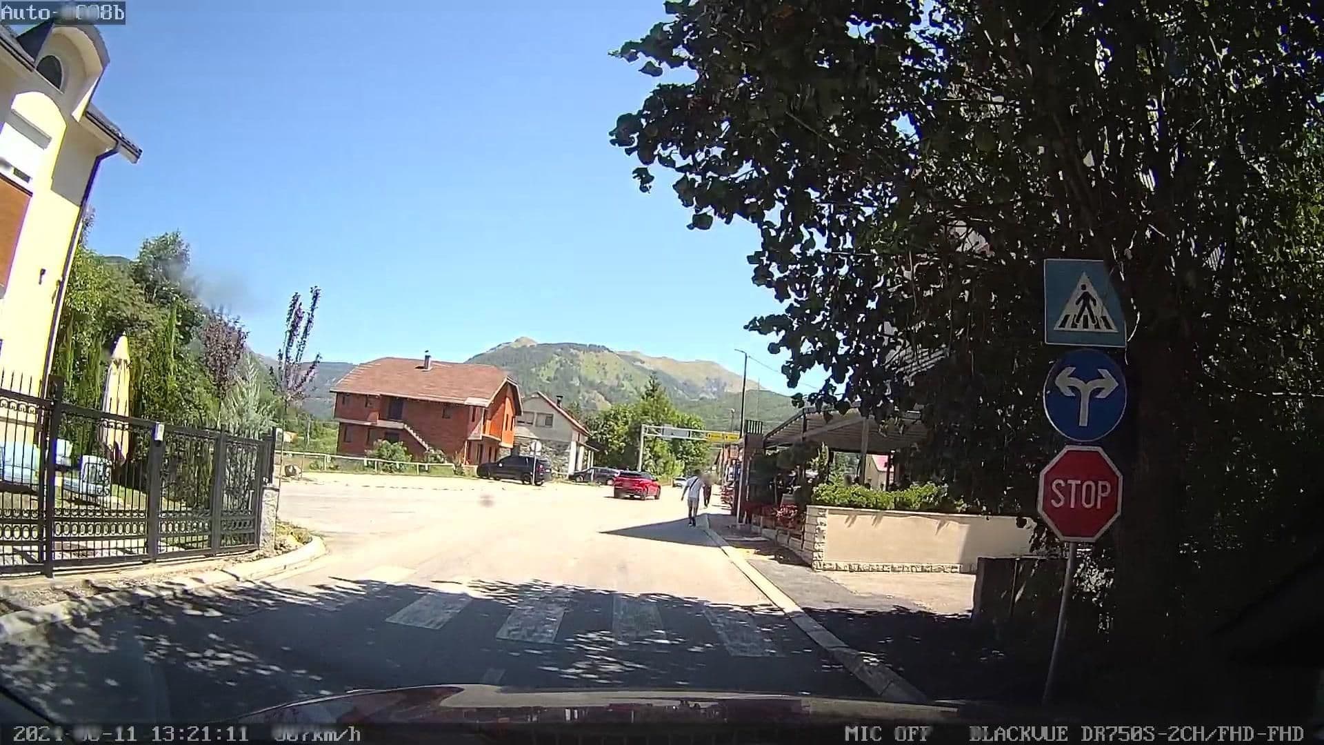 Street view near Modern Mountain, Kolašin — © rdnnk (CC BY-SA · Mapillary)