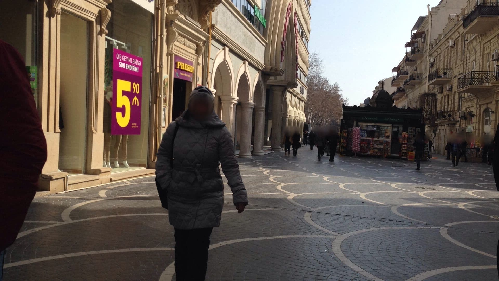 Street view near White Boutique Hotel, Baku — © geomapper69 (CC BY-SA · Mapillary)