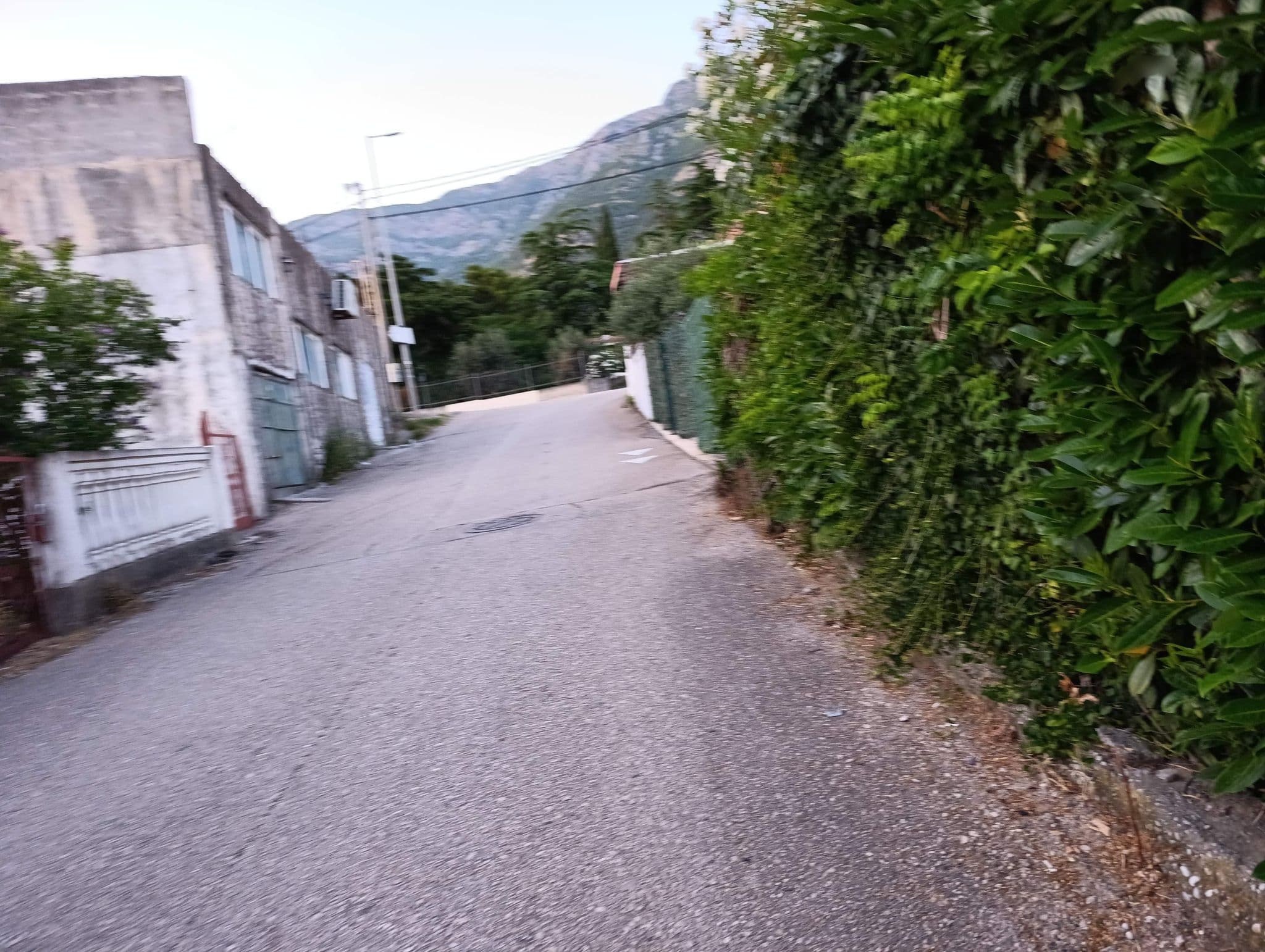 Street view near Apartmani Kruna Jovanovich, Sutomore — © shoorick (CC BY-SA · Mapillary)