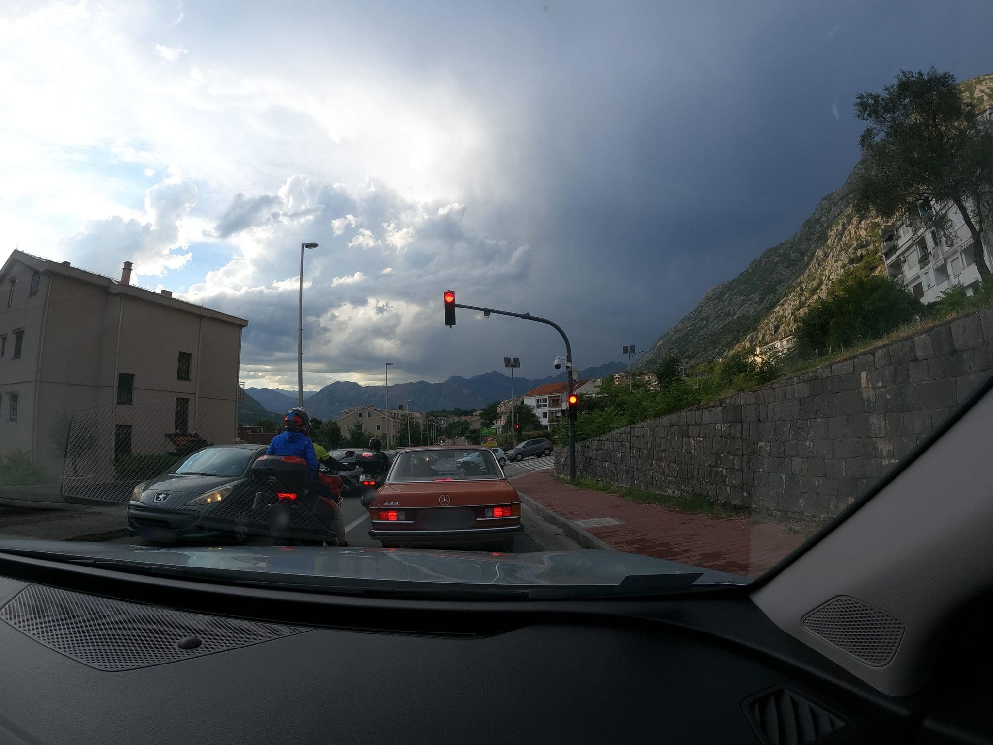 Street view near Apartmani, Kotor — © borovac (CC BY-SA · Mapillary)