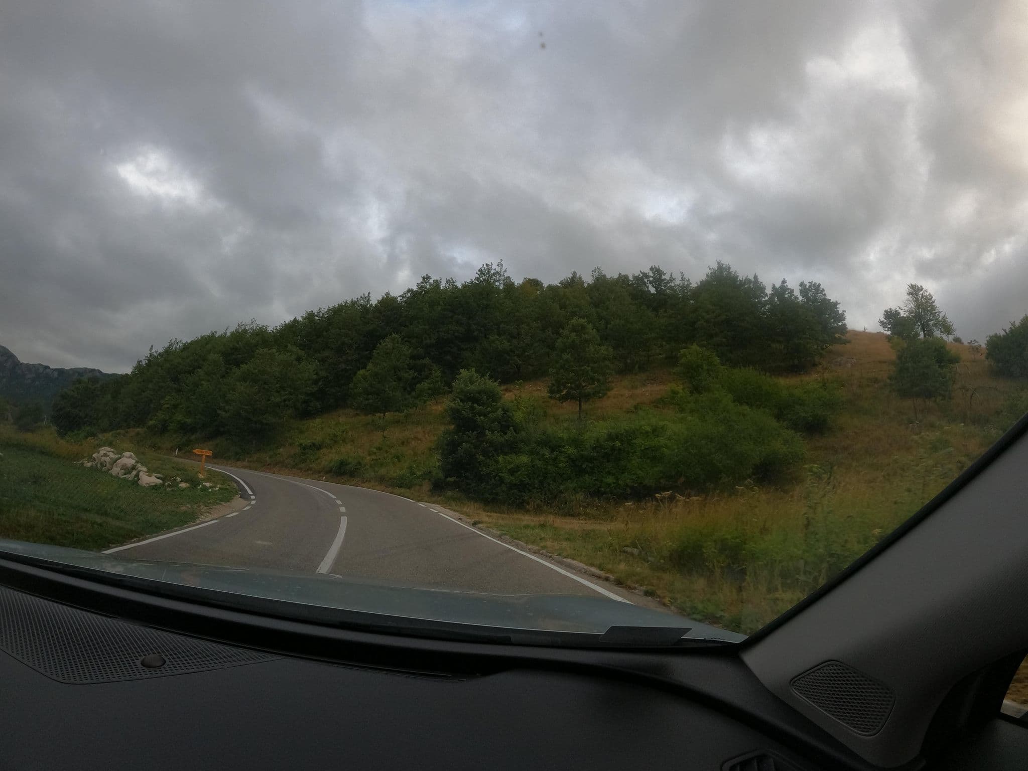 Street view near -DO-Gradac, Žabljak — © borovac (CC BY-SA · Mapillary)