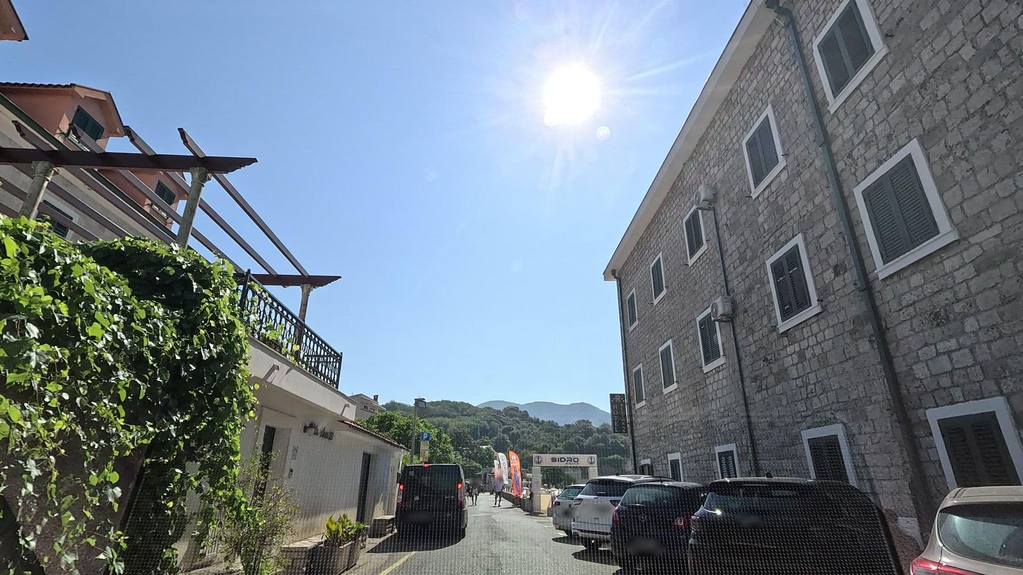 Street view near RR Hotel, Herceg Novi — © Cakalovski (CC BY-SA · Mapillary)