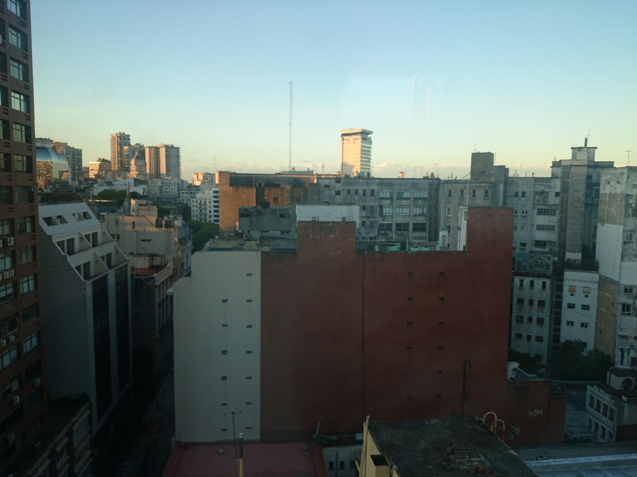 Street view near Dorá Hotel, Retiro — © peterneubauer (CC BY-SA · Mapillary)