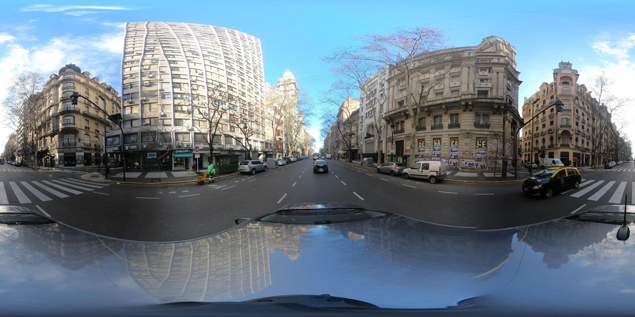 Street view near Gran Hotel Vedra, Buenos Aires