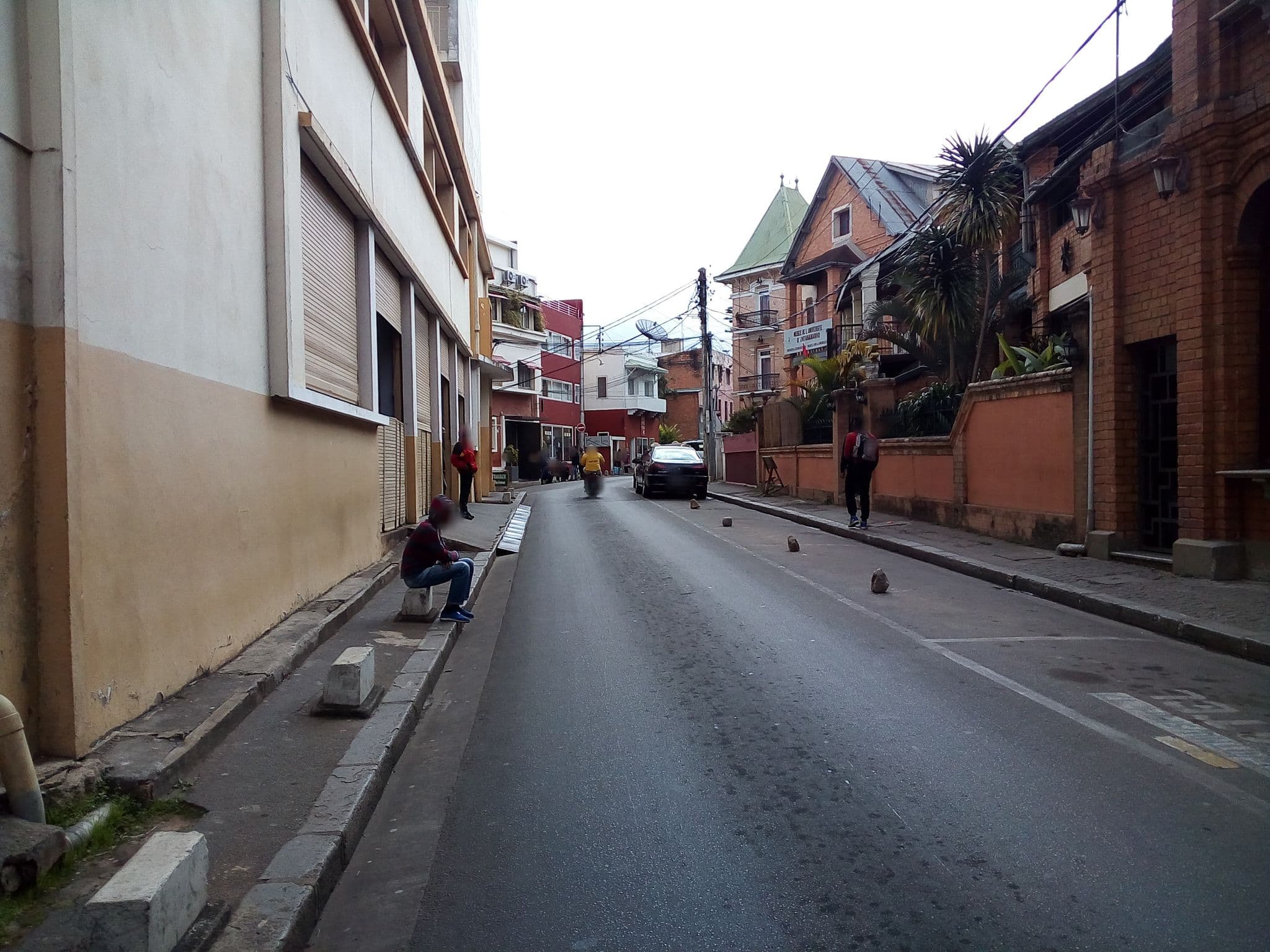 Street view near Rova Hôtel, Antananarivo