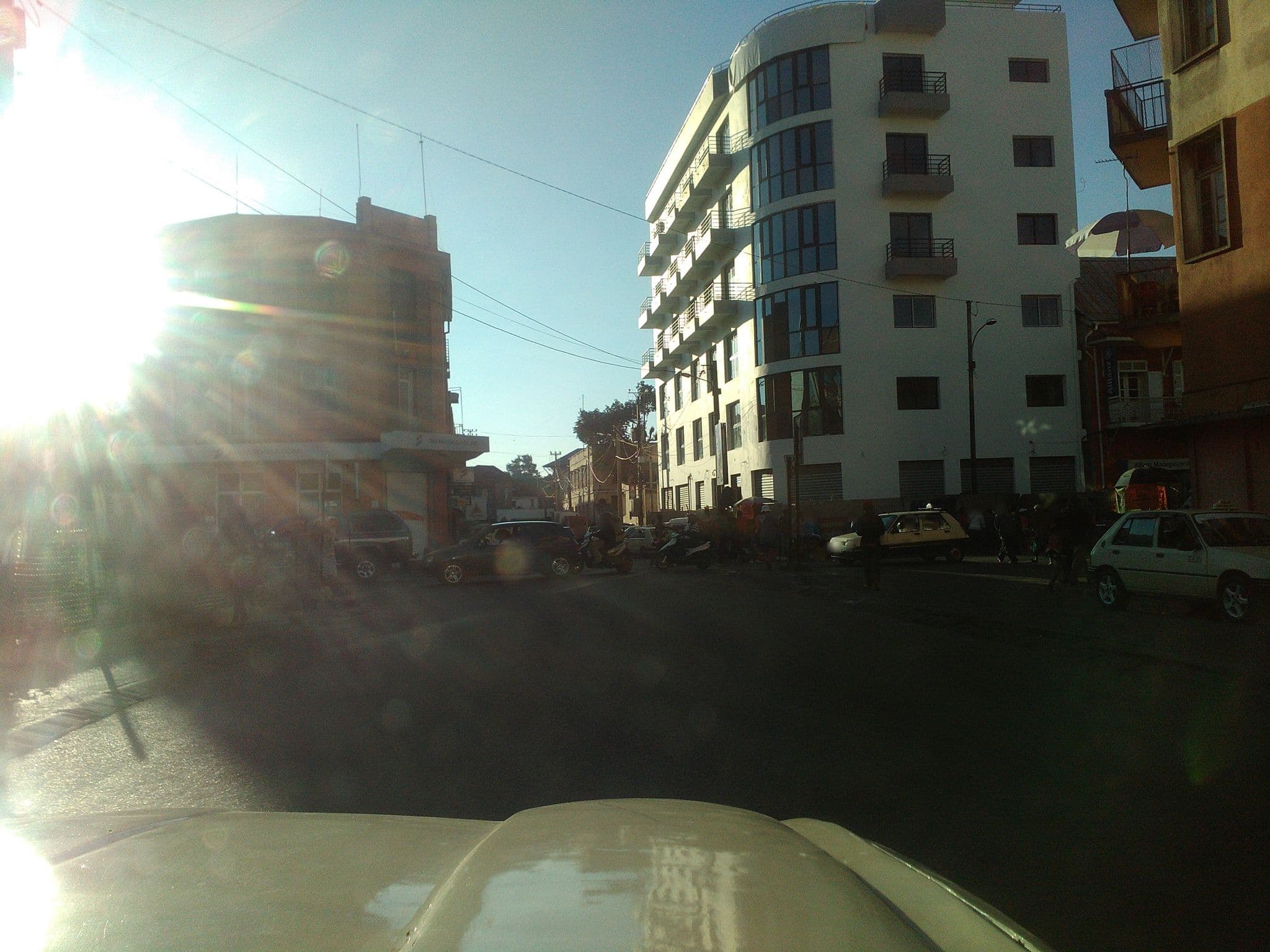 Street view near Élite, Antananarivo