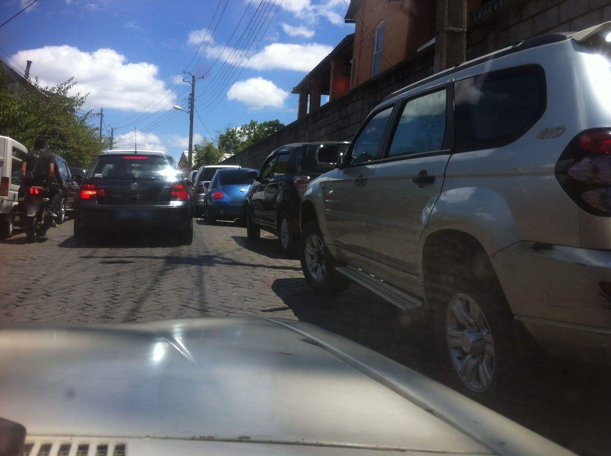 Street view near Raphia, Antananarivo
