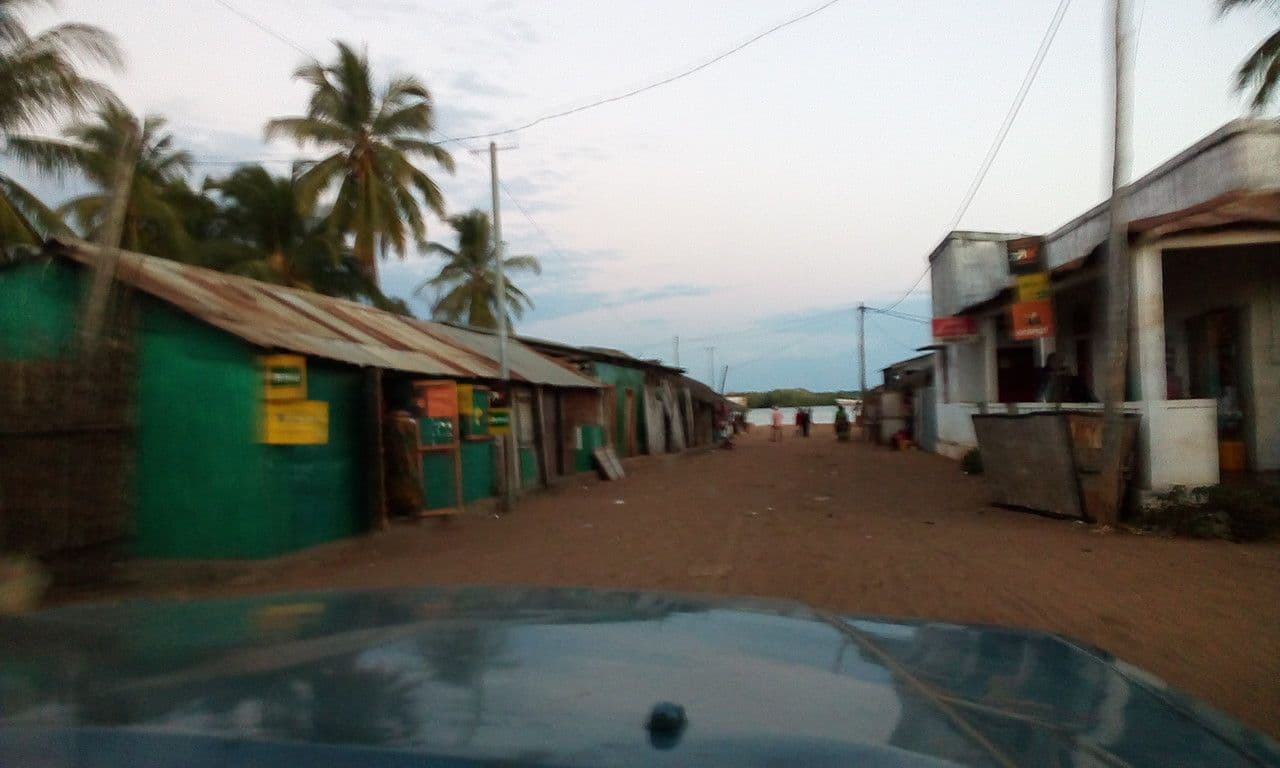 Street view near Les Sables d'Or, Soalala — © eric_s (CC BY-SA · Mapillary)