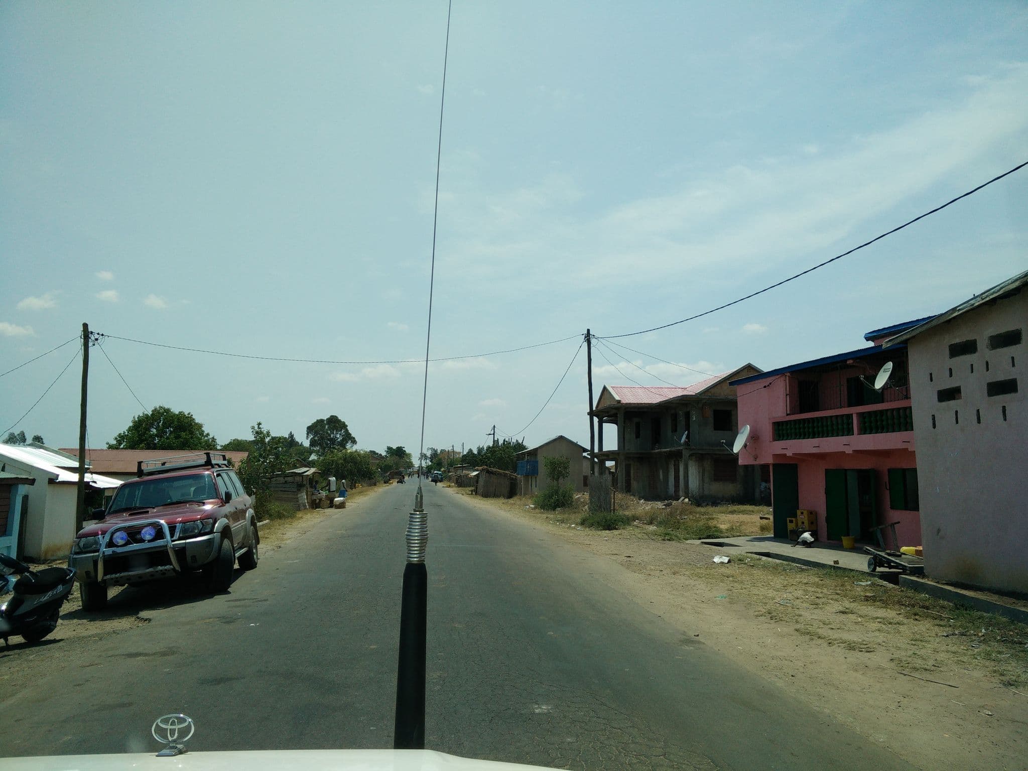 Street view near Hôtel Kanto, Ranohira — © cartophyl (CC BY-SA · Mapillary)
