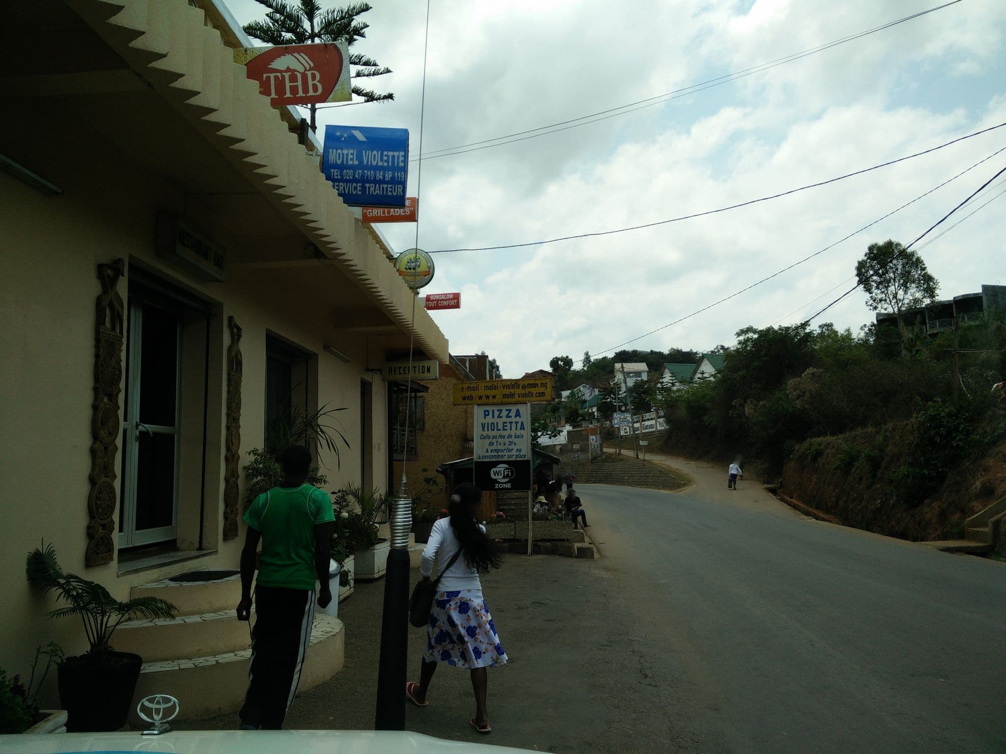 Street view near Motel Violette, Ambositra — © cartophyl (CC BY-SA · Mapillary)