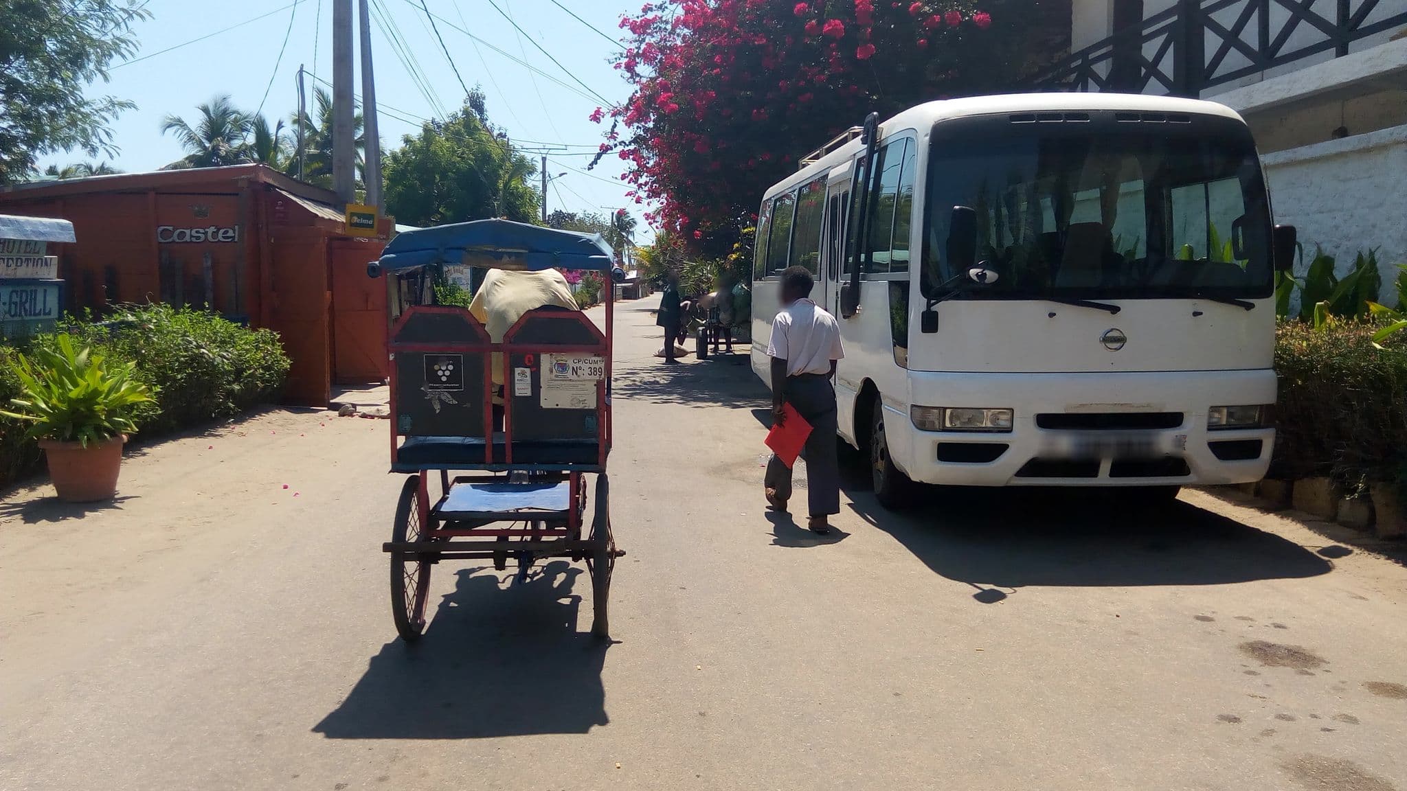 Street view near Morondava Beach, Morondava — © tetegron (CC BY-SA · Mapillary)