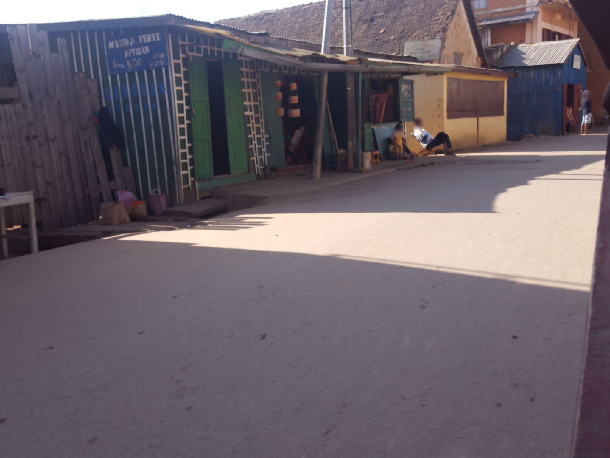 Street view near Grand hotel, Ambositra — © fanevanjanahary (CC BY-SA · Mapillary)
