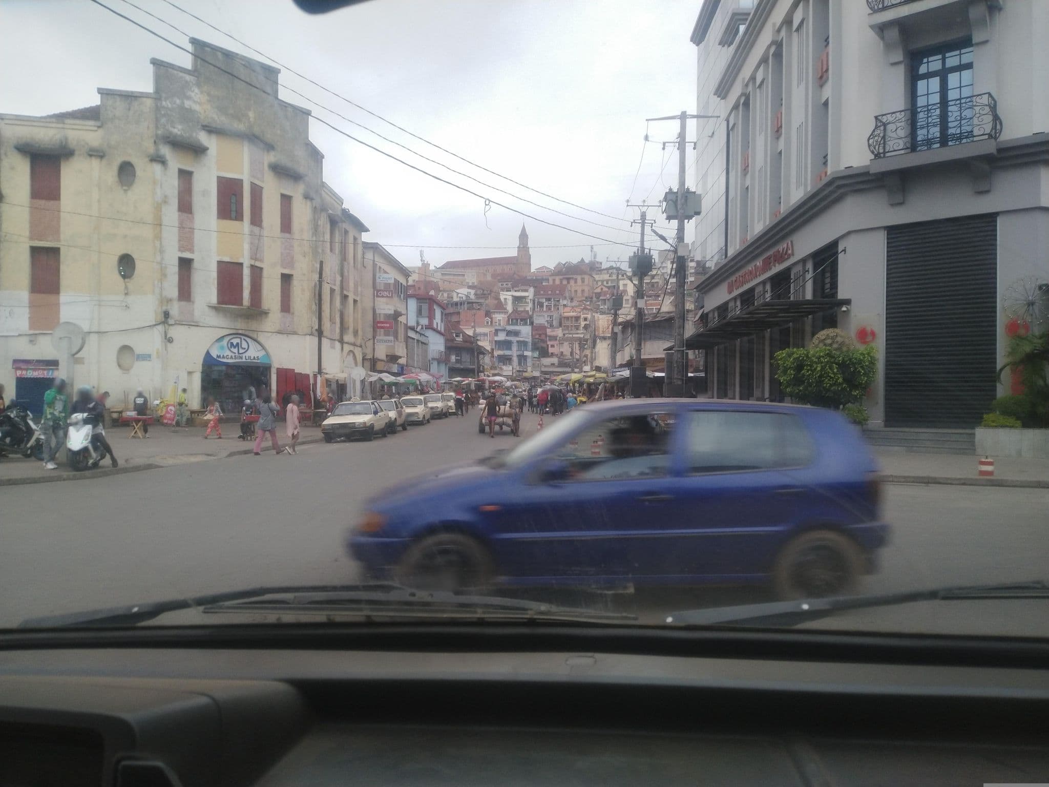 Street view near Pietra Hotel, Antananarivo